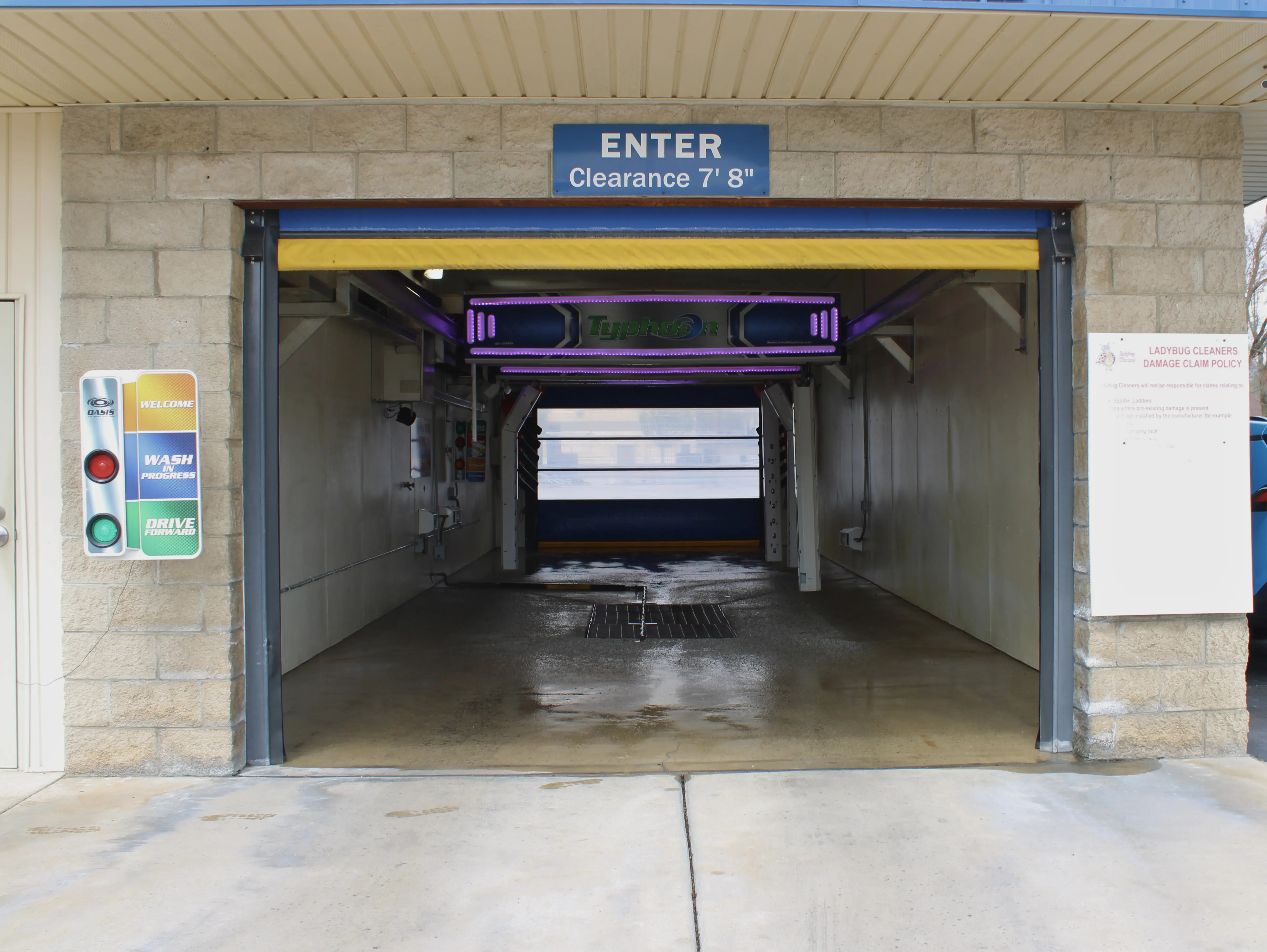 Ladybug Laundry and Carwash - Image 18