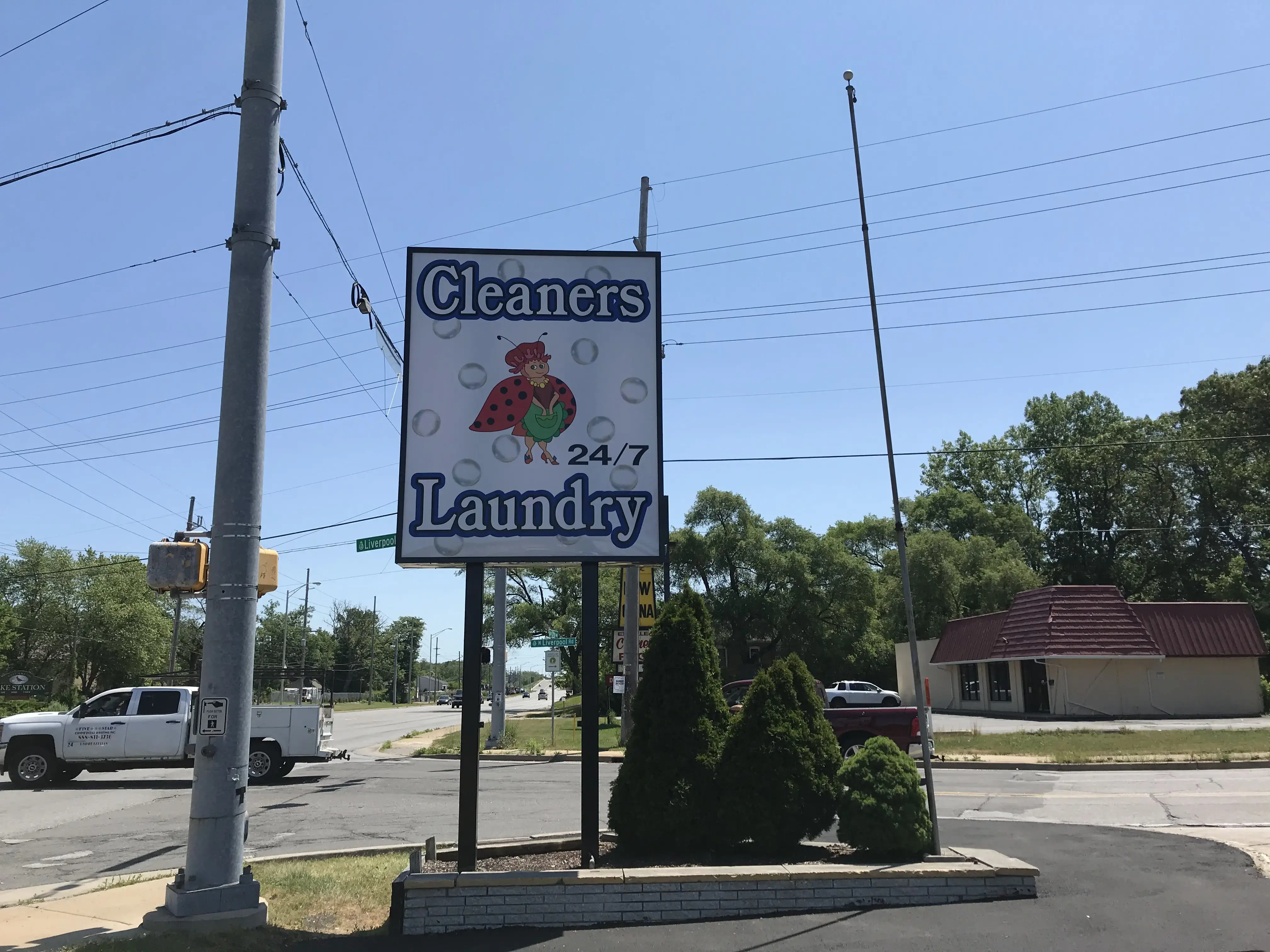 Ladybug Laundry thumbnail 11