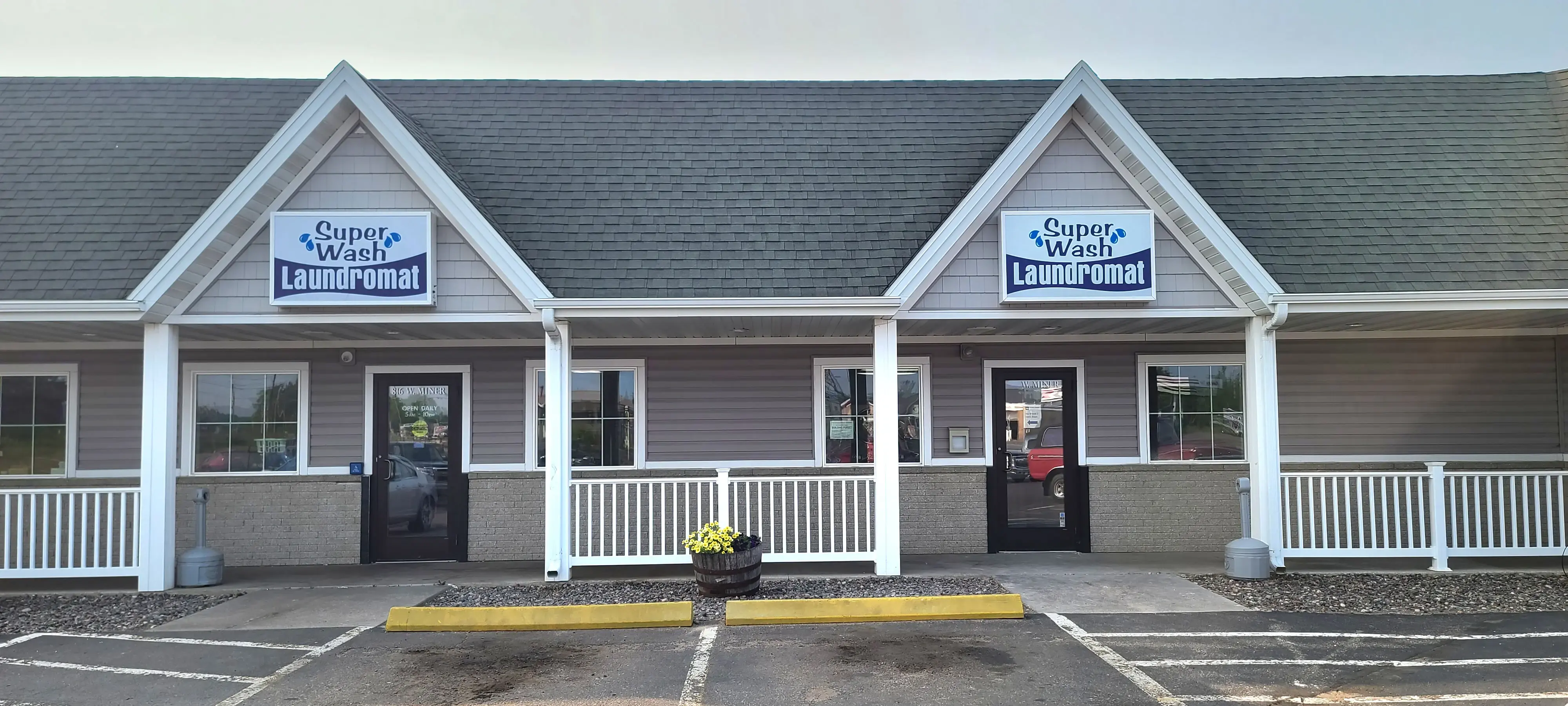 Ladysmith Super Wash Laundromat location