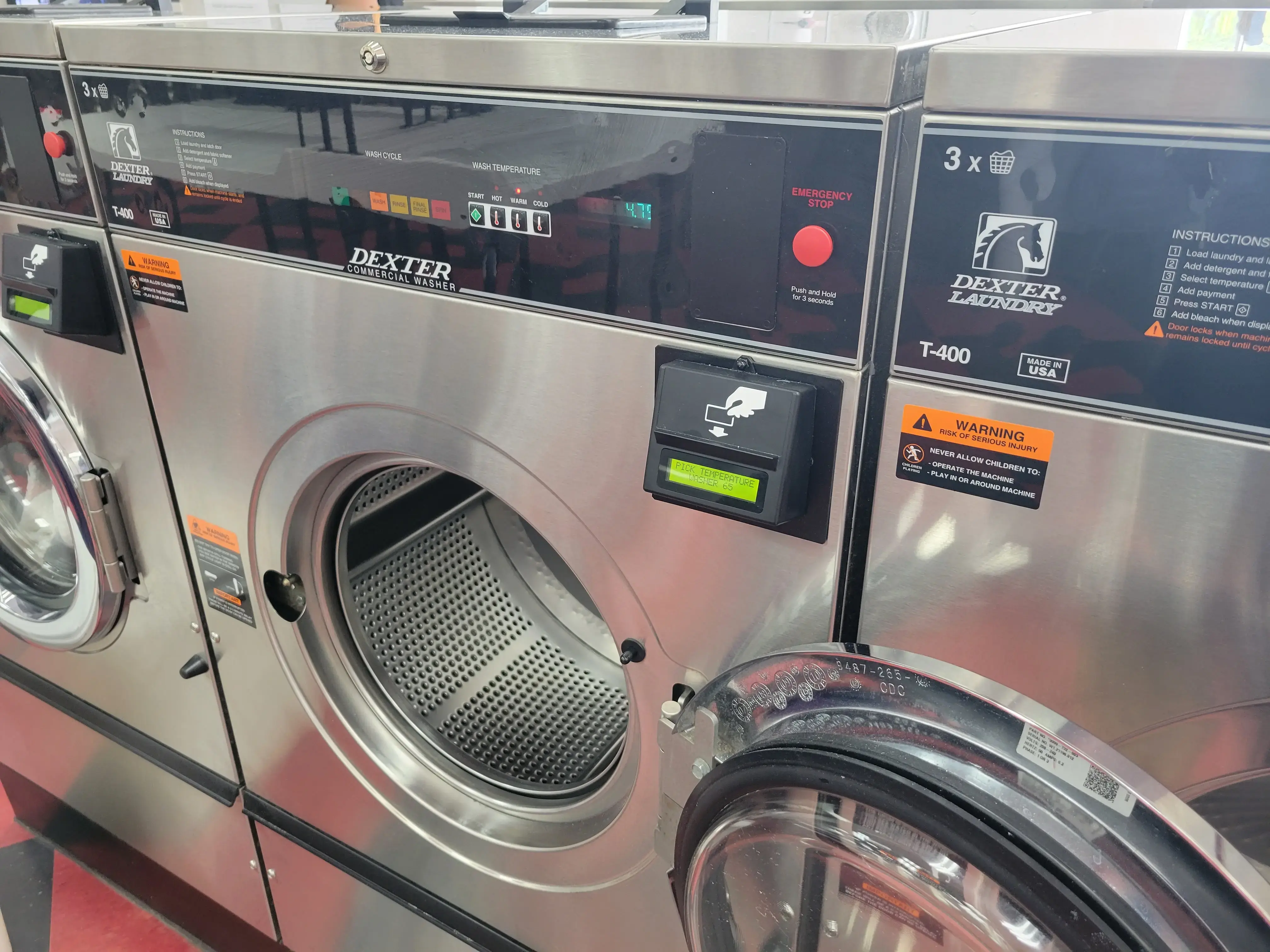 Lafayette Laundromat thumbnail 13