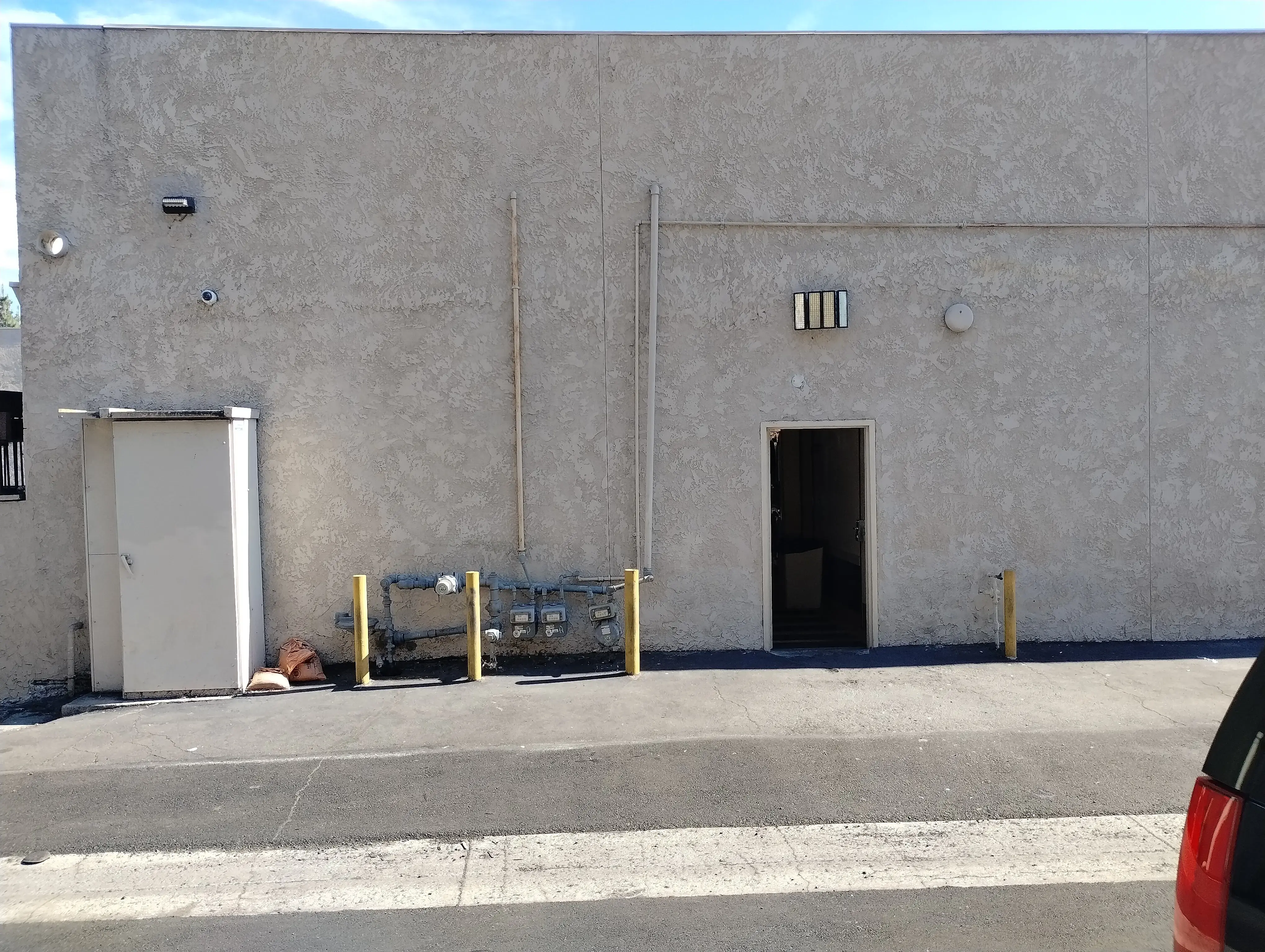 Laguna Hills Launderland thumbnail 2