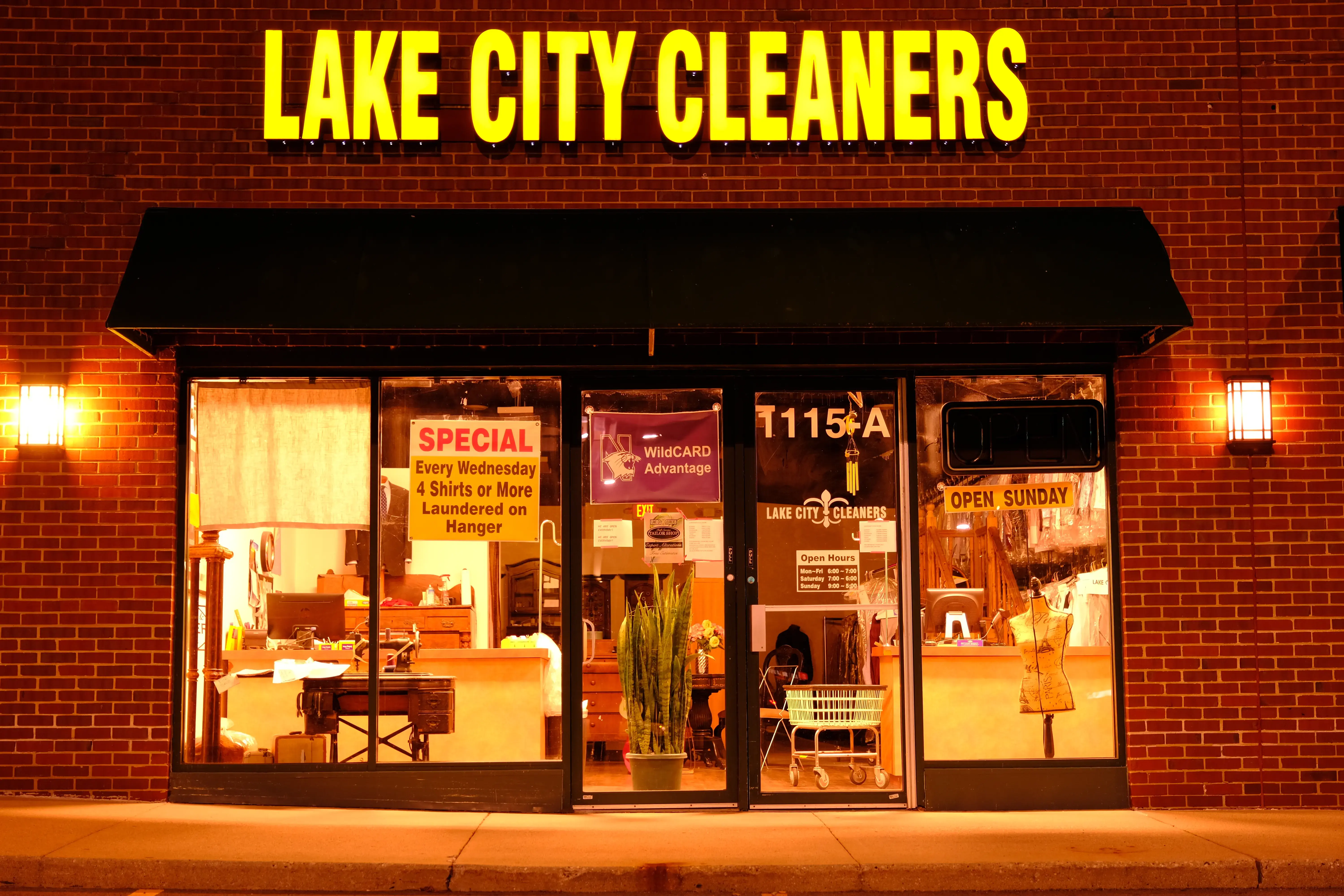 Lake City Cleaners - Image 4