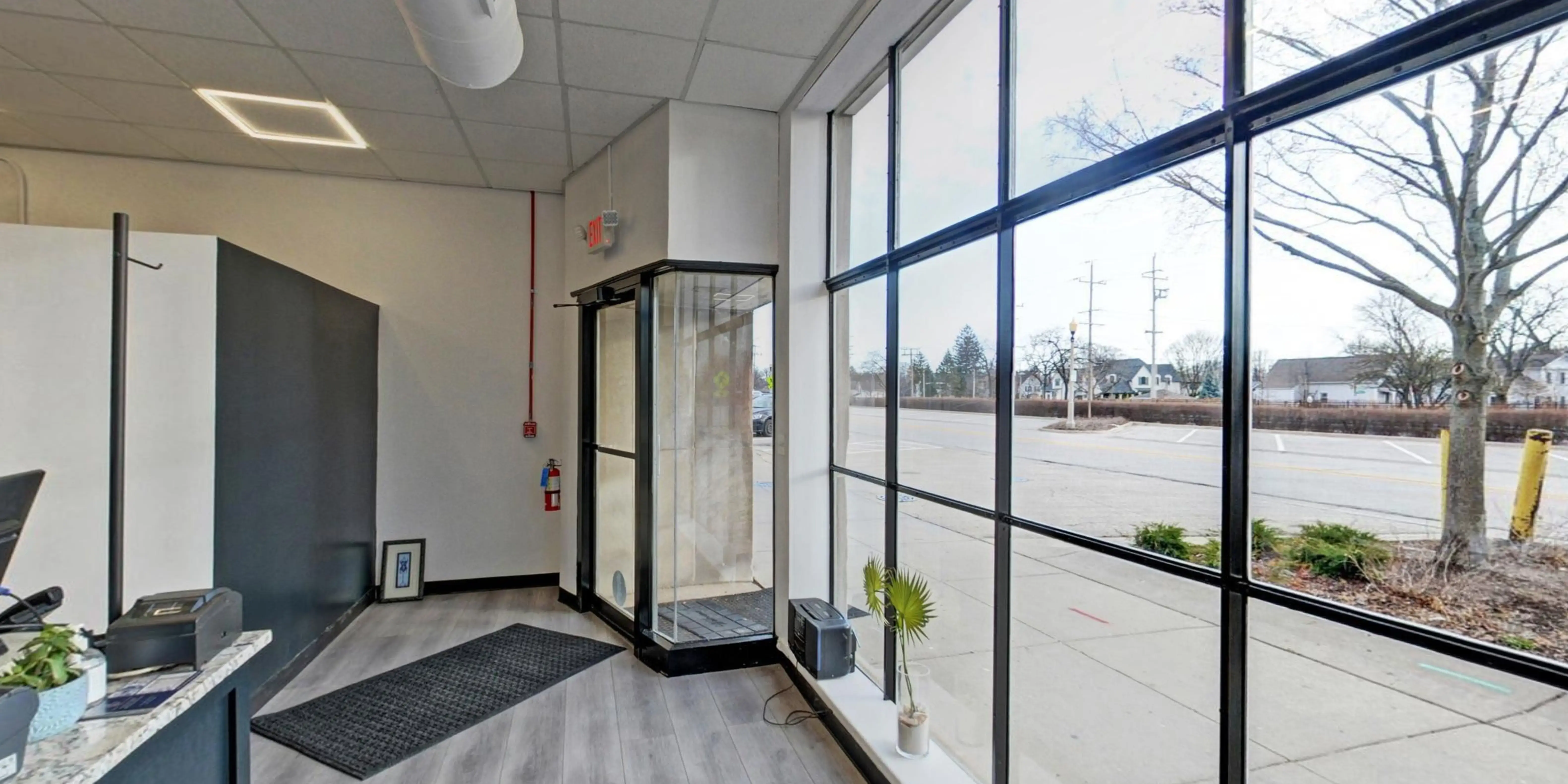 Lake City Cleaners - Image 10
