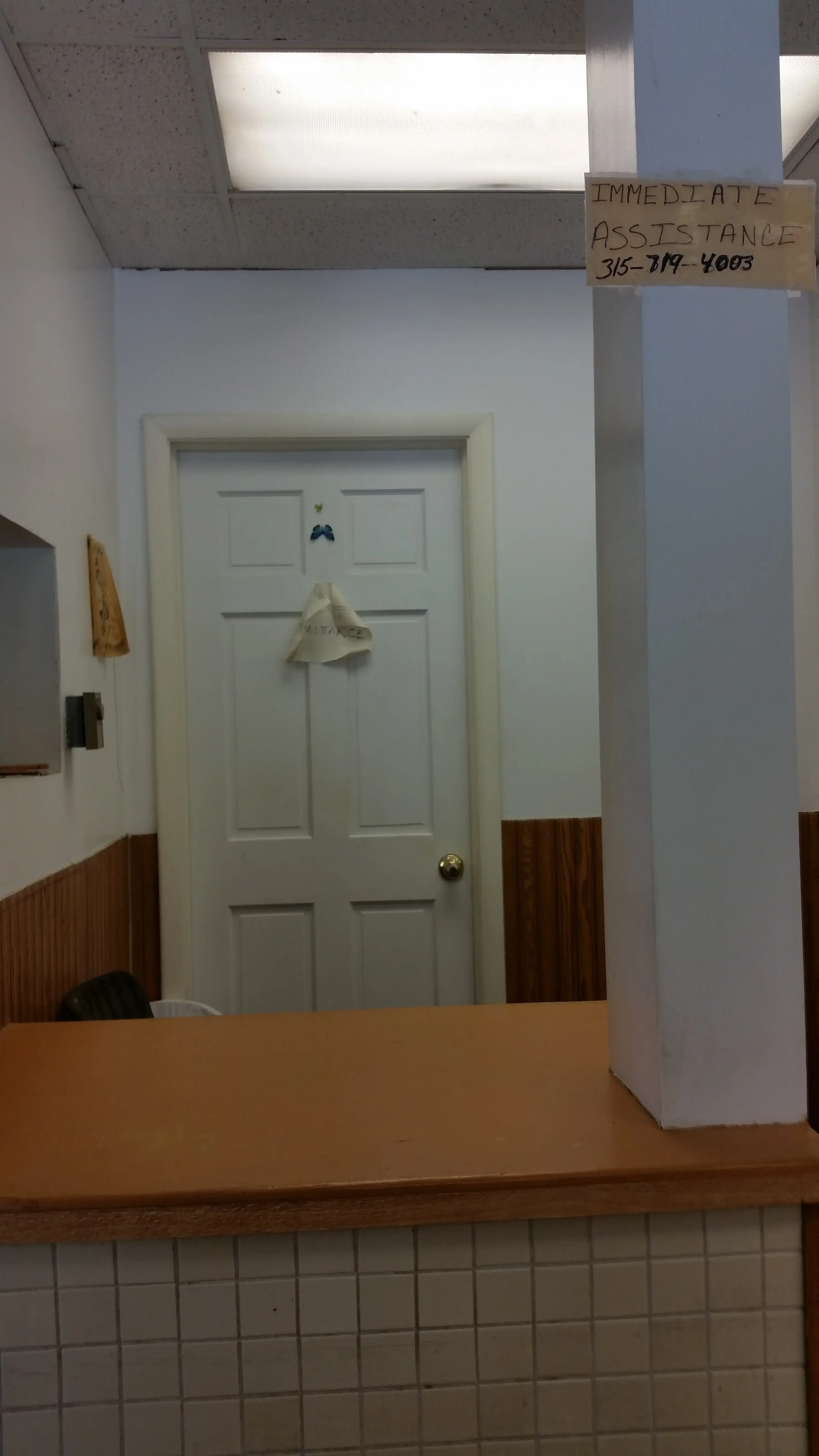 Lake Lady Laundry - Image 3