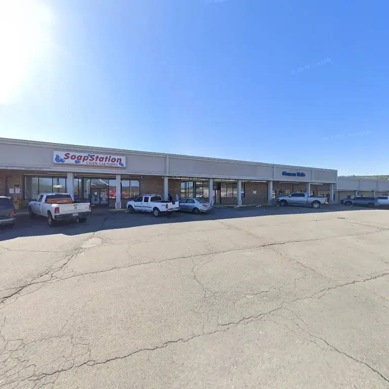 Lake Laundry Clinton - Image 10