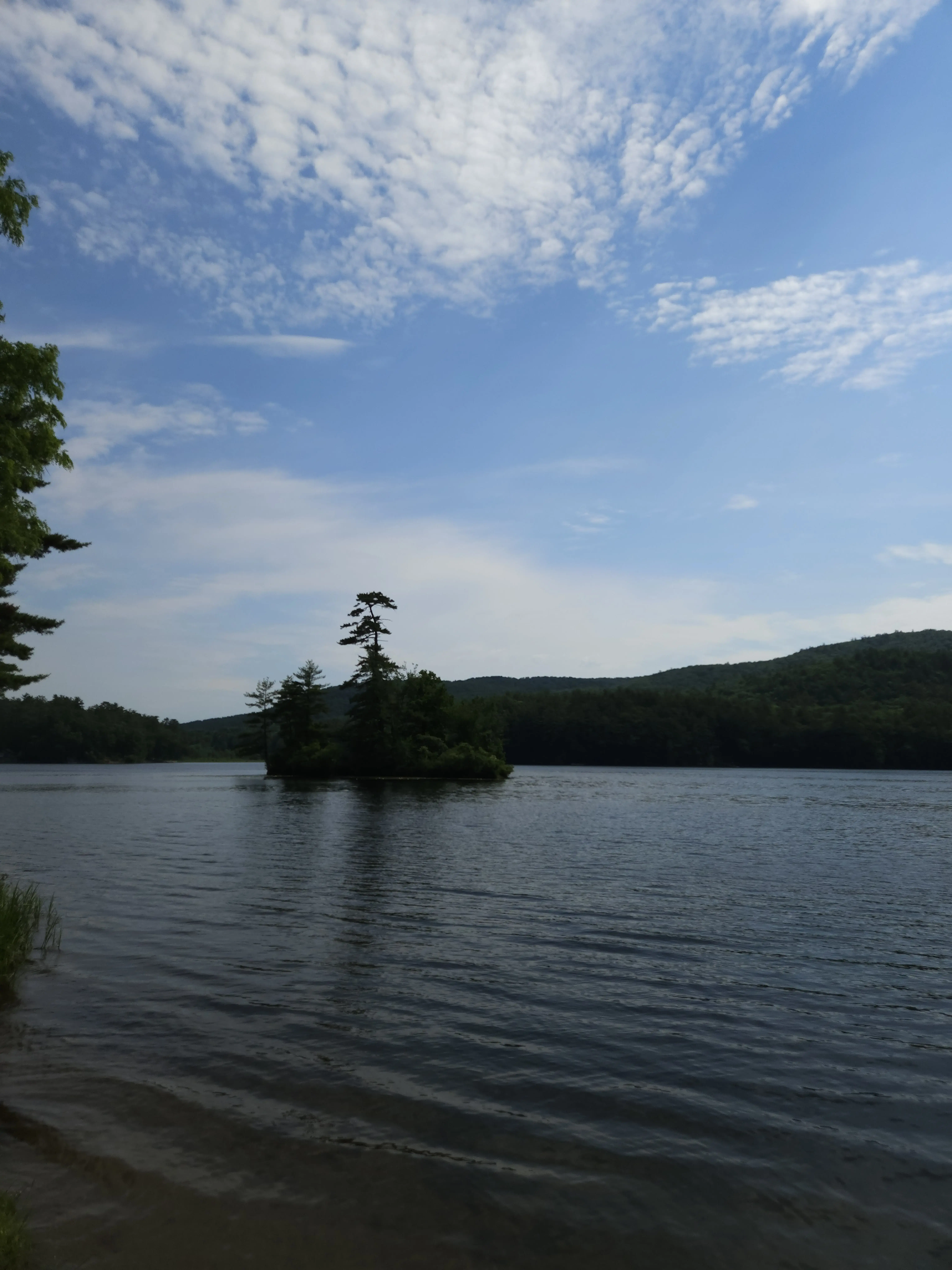 Lake Luzerne Laundromat - Image 10