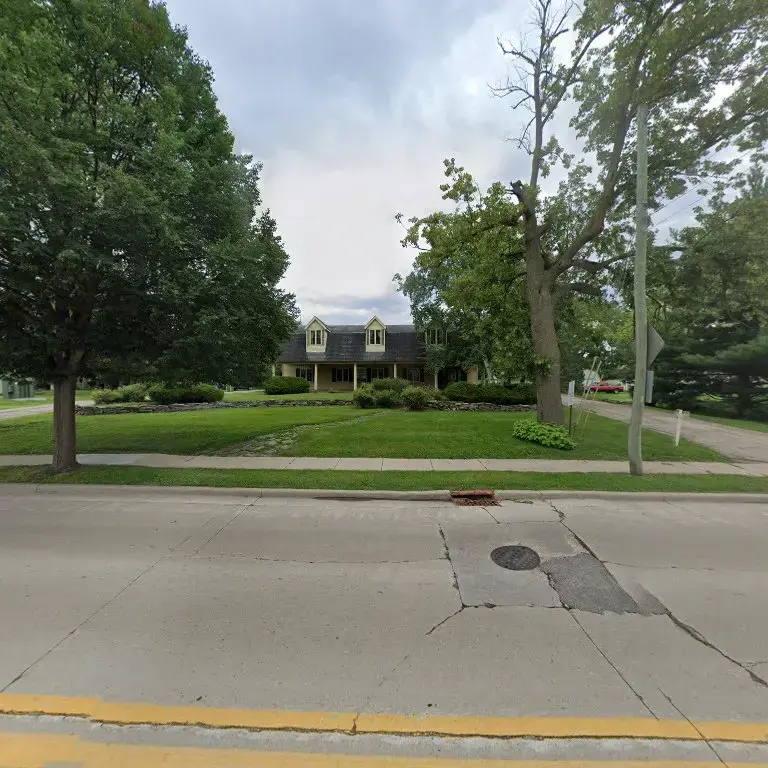 Lake Mills Cleaners & Dyers, Inc. location