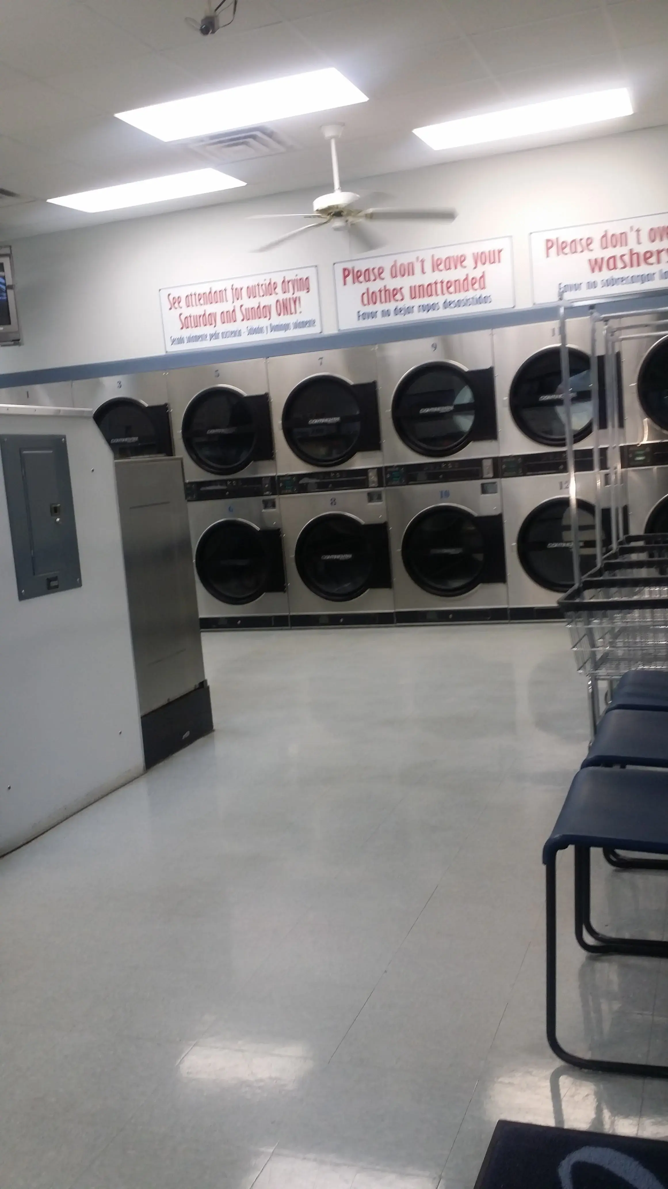 Lake Rim Laundromat Dry Cleaning thumbnail 13