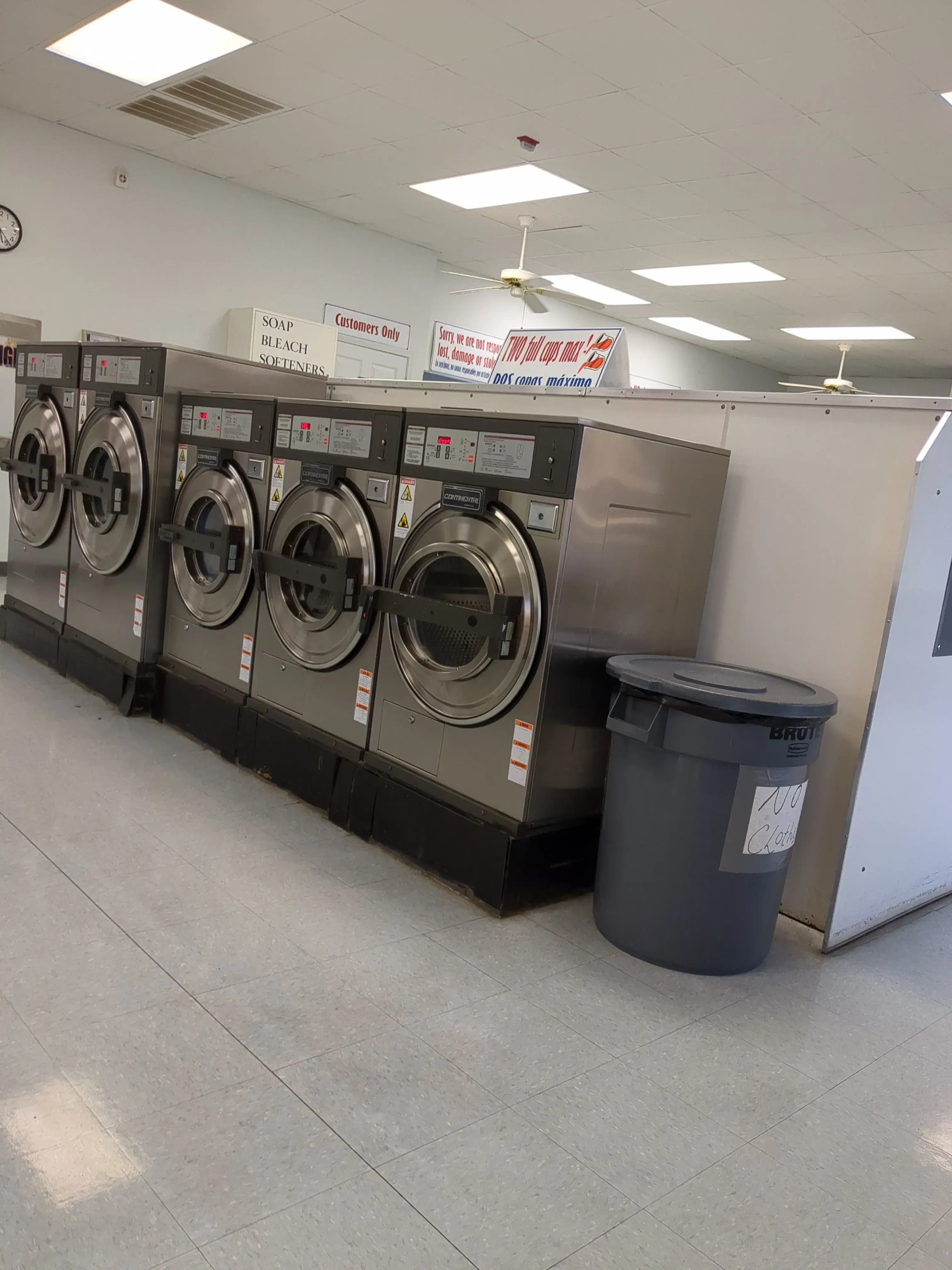 Lake Rim Laundromat Dry Cleaning thumbnail 10