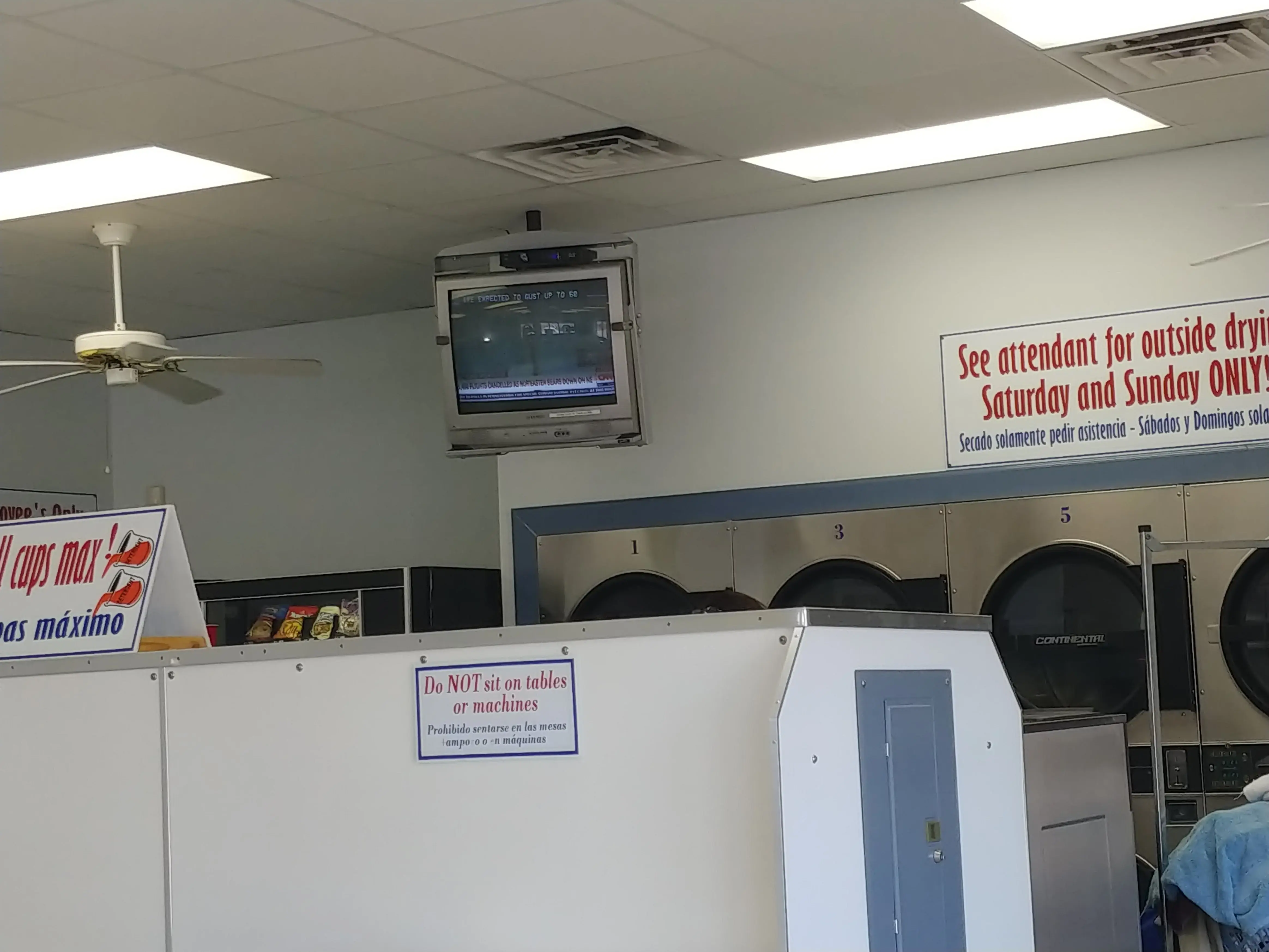 Lake Rim Laundromat Dry Cleaning thumbnail 4