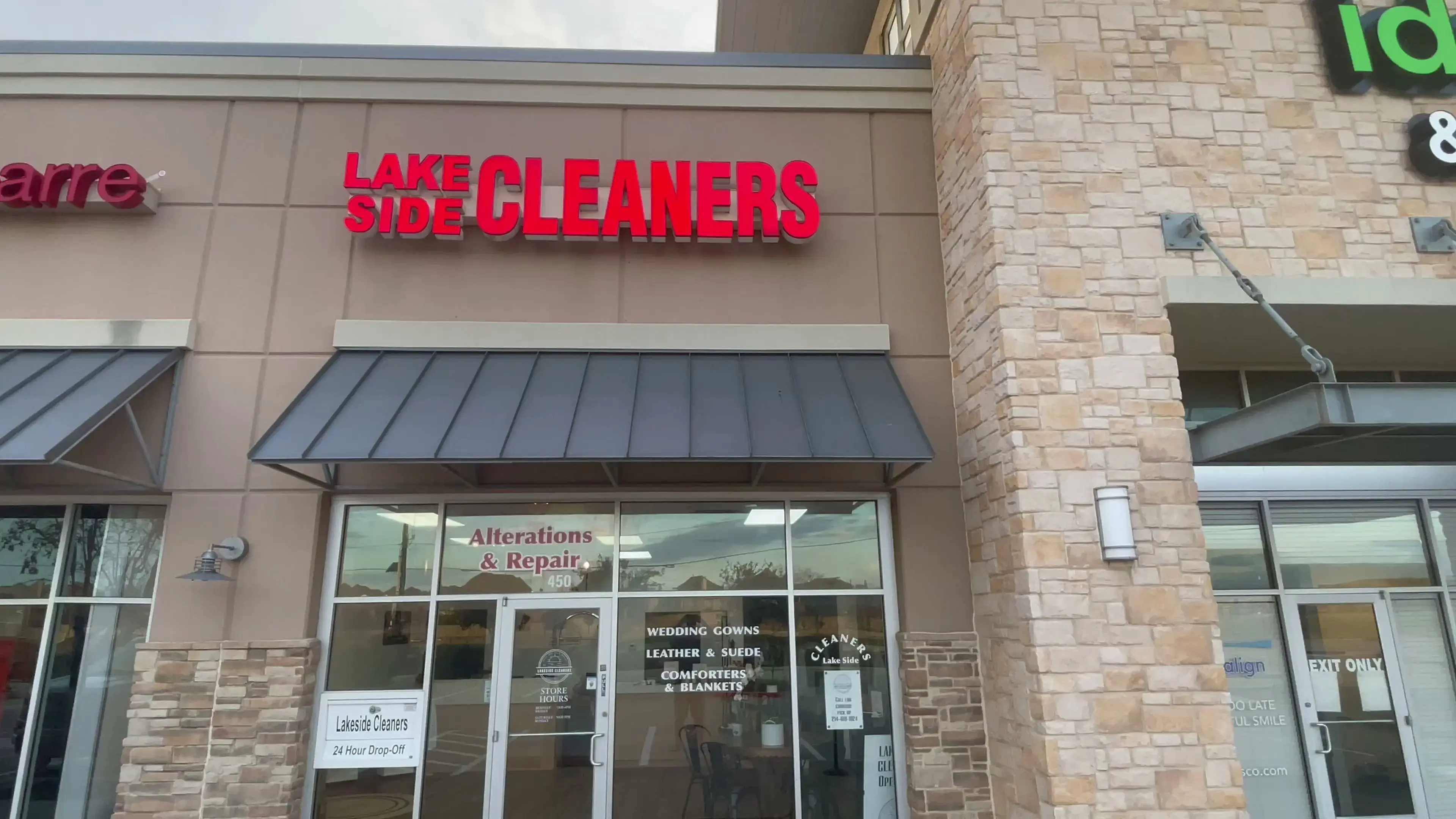 LAKE SIDE CLEANERS - Image 8