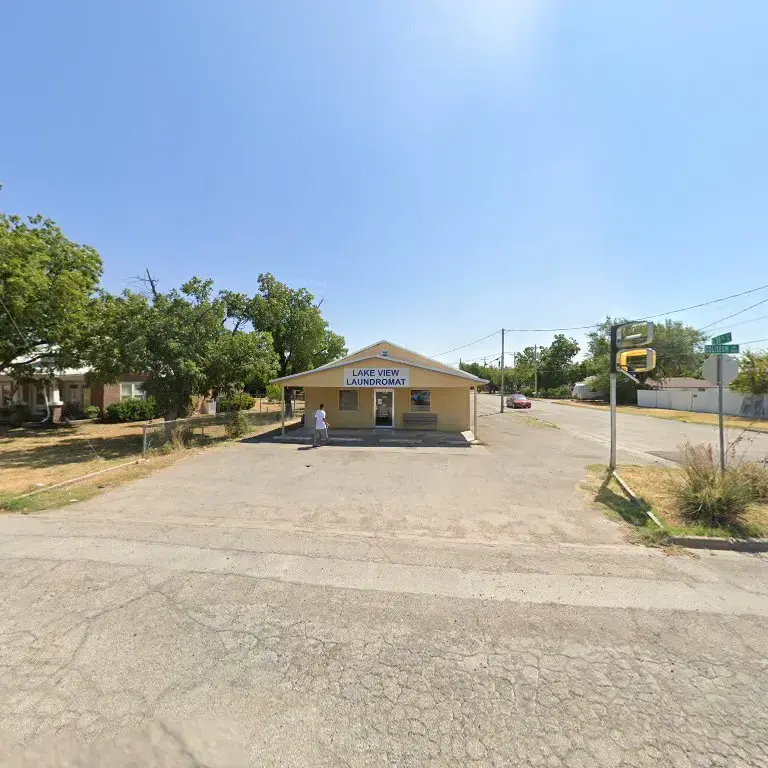 Lake View Laundromat thumbnail 3