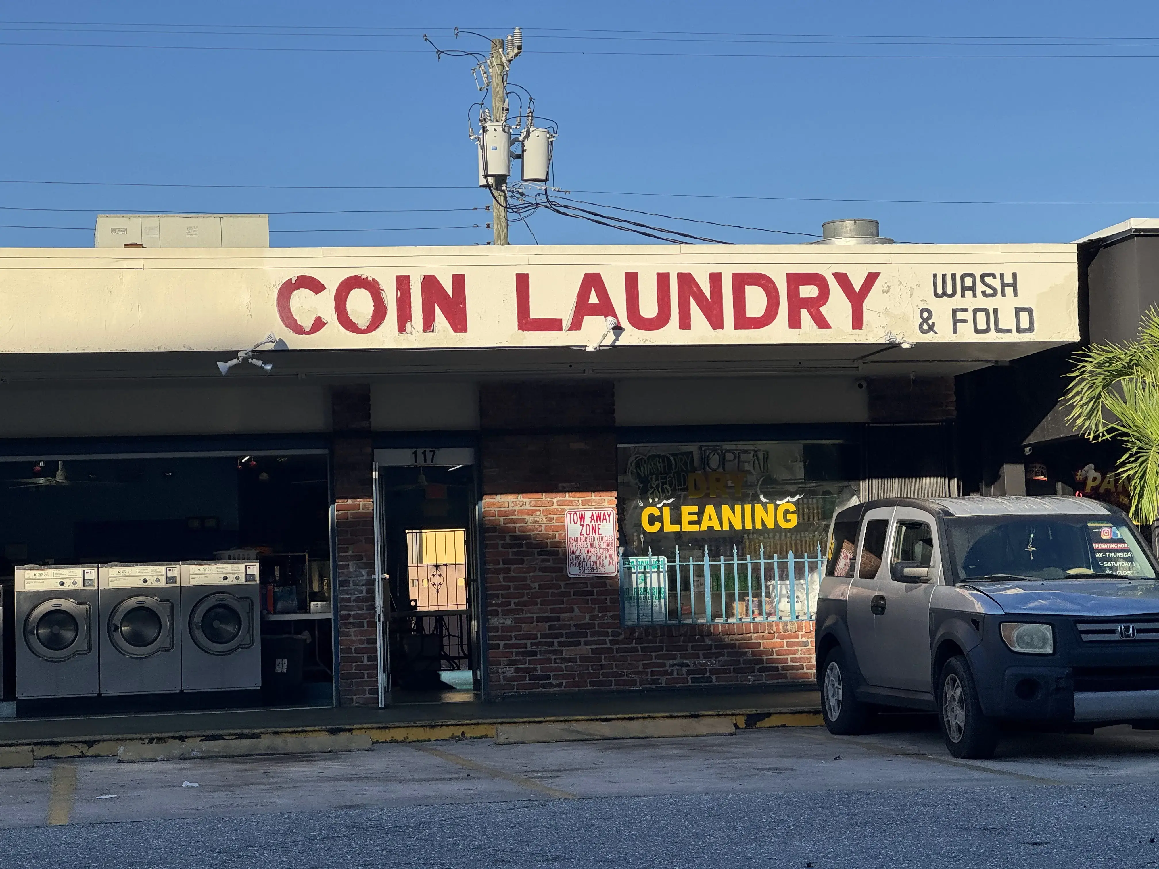 Lake Worth Coin Laundry location