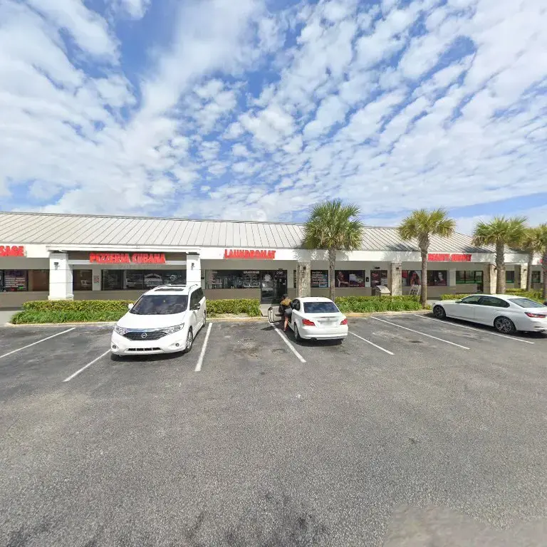 Lake Worth Laundry Co thumbnail 9