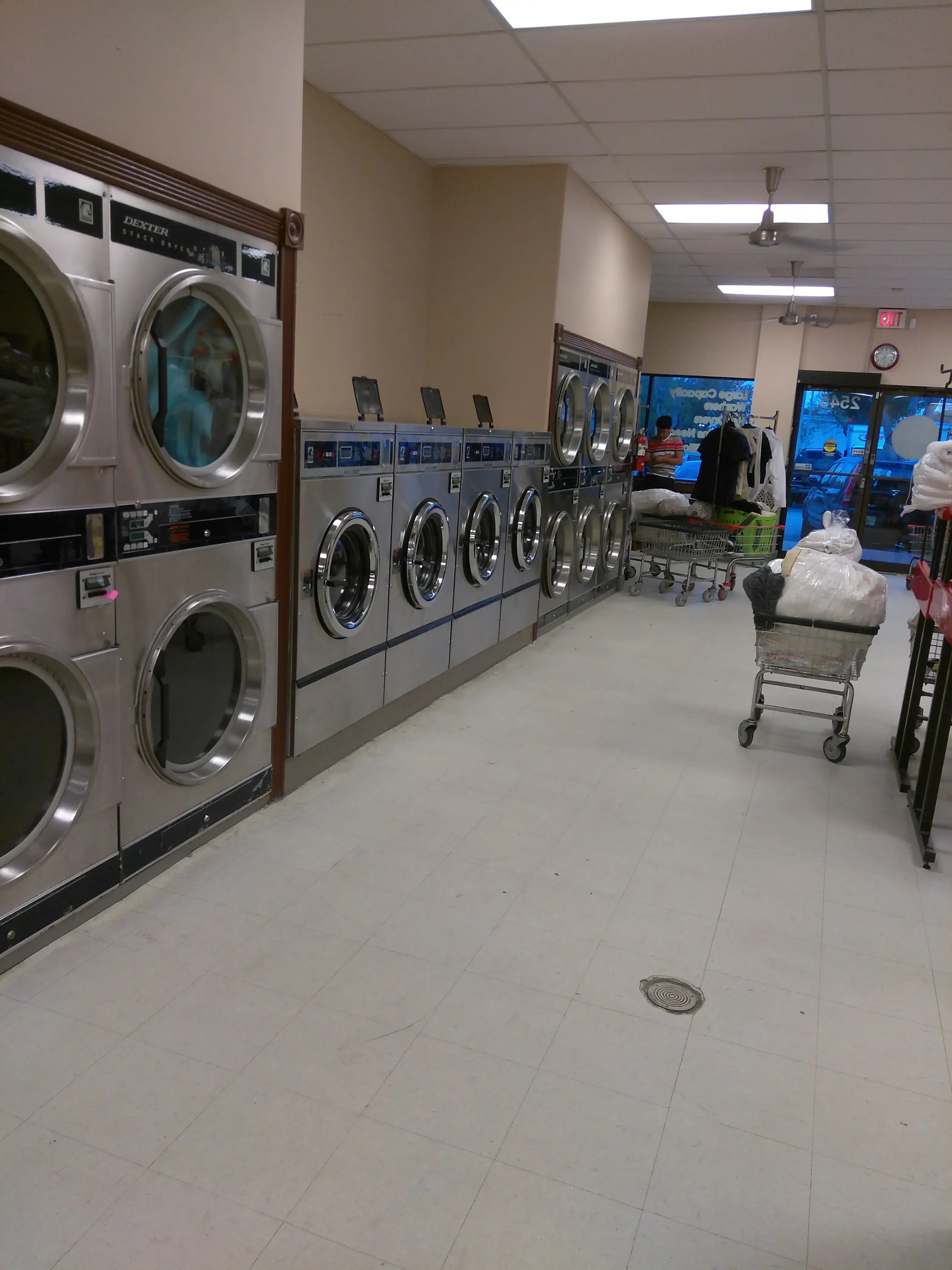 Lake Worth Laundry Co thumbnail 7