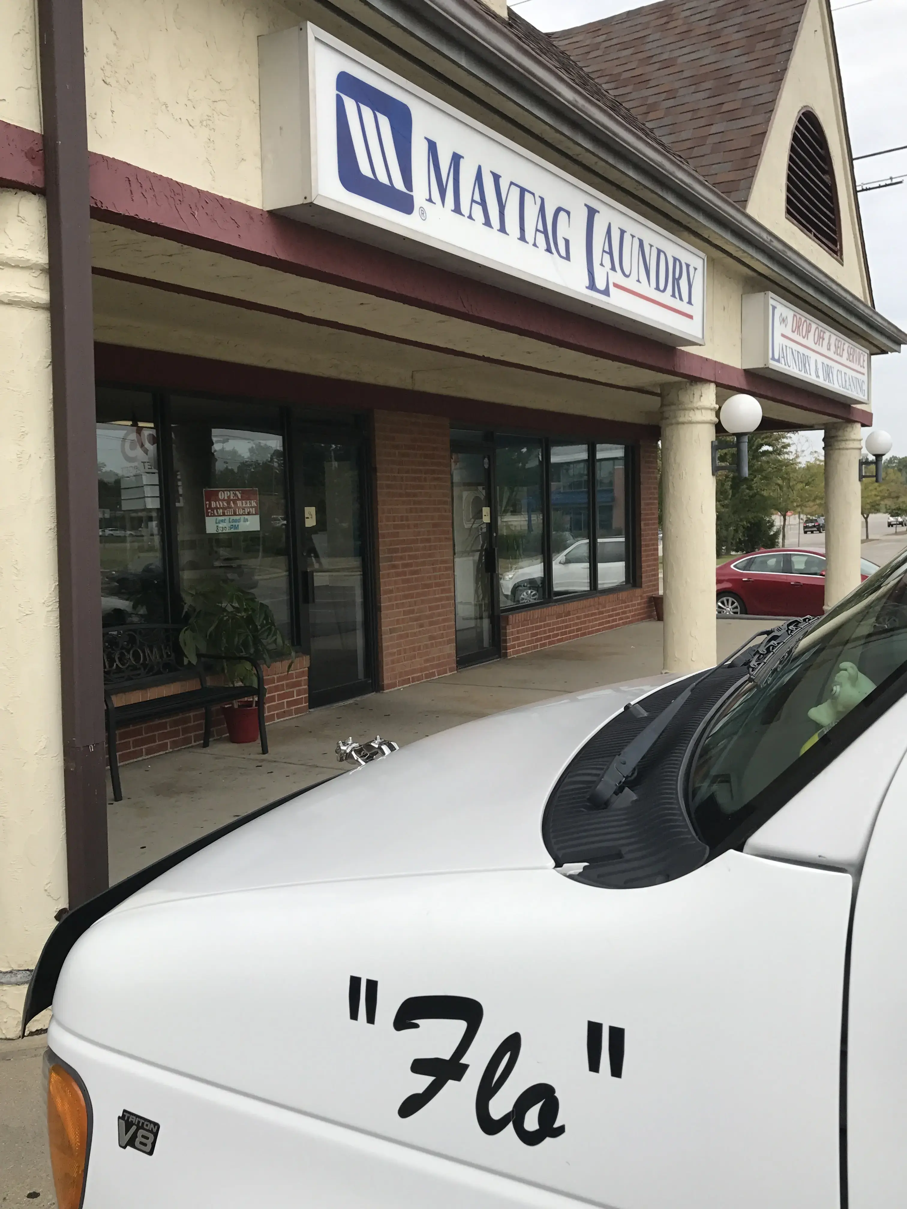 Lakeland Square Laundry 2 - Image 6