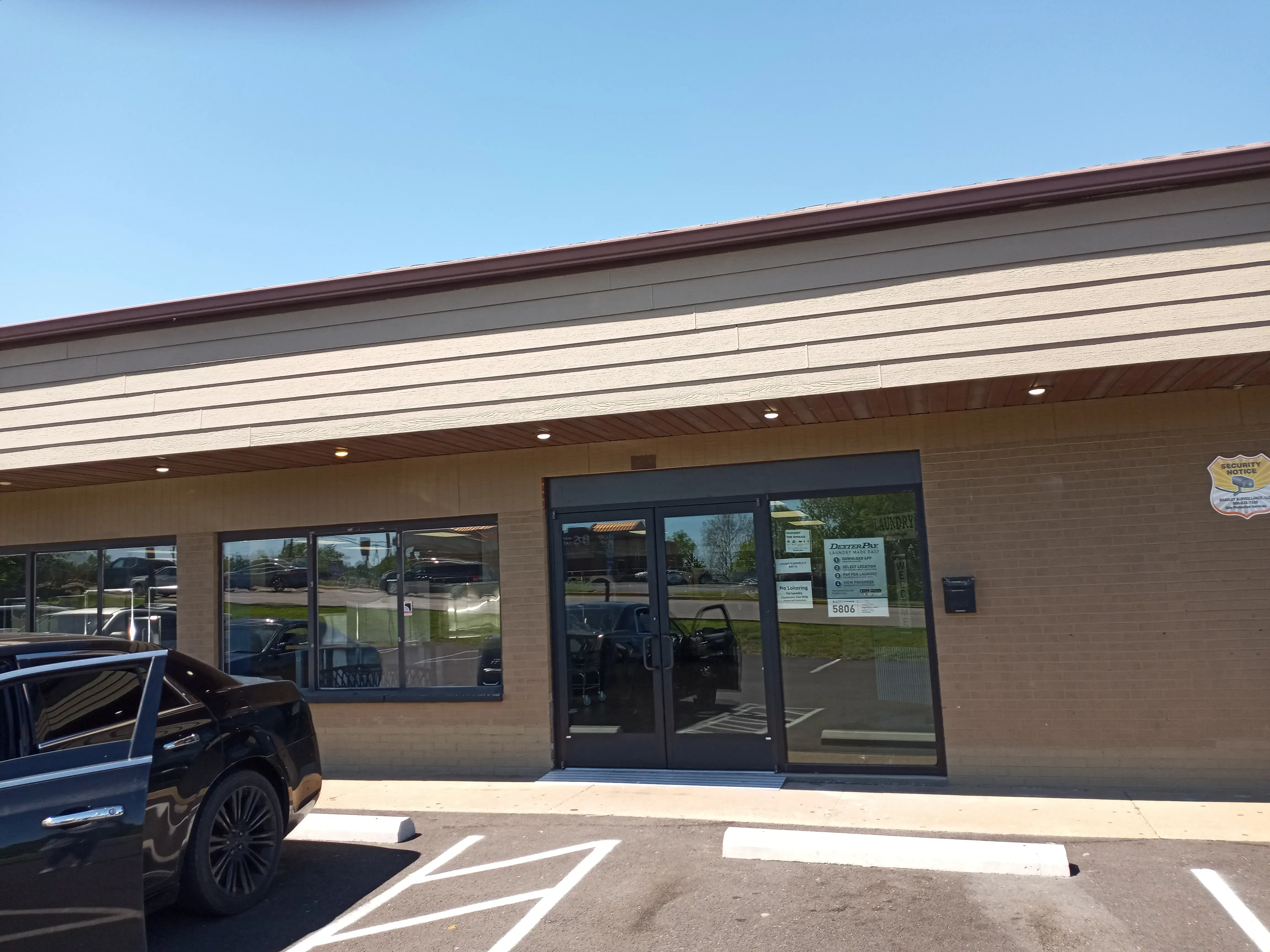 Lakeland Square Laundry 2 - Image 18