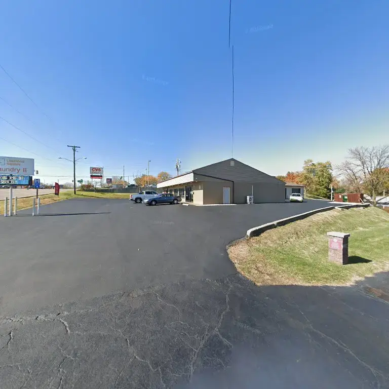 Lakeland Square Laundry 2 thumbnail 20