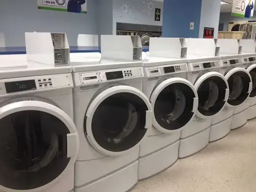 Lakes Laundry - Image 6