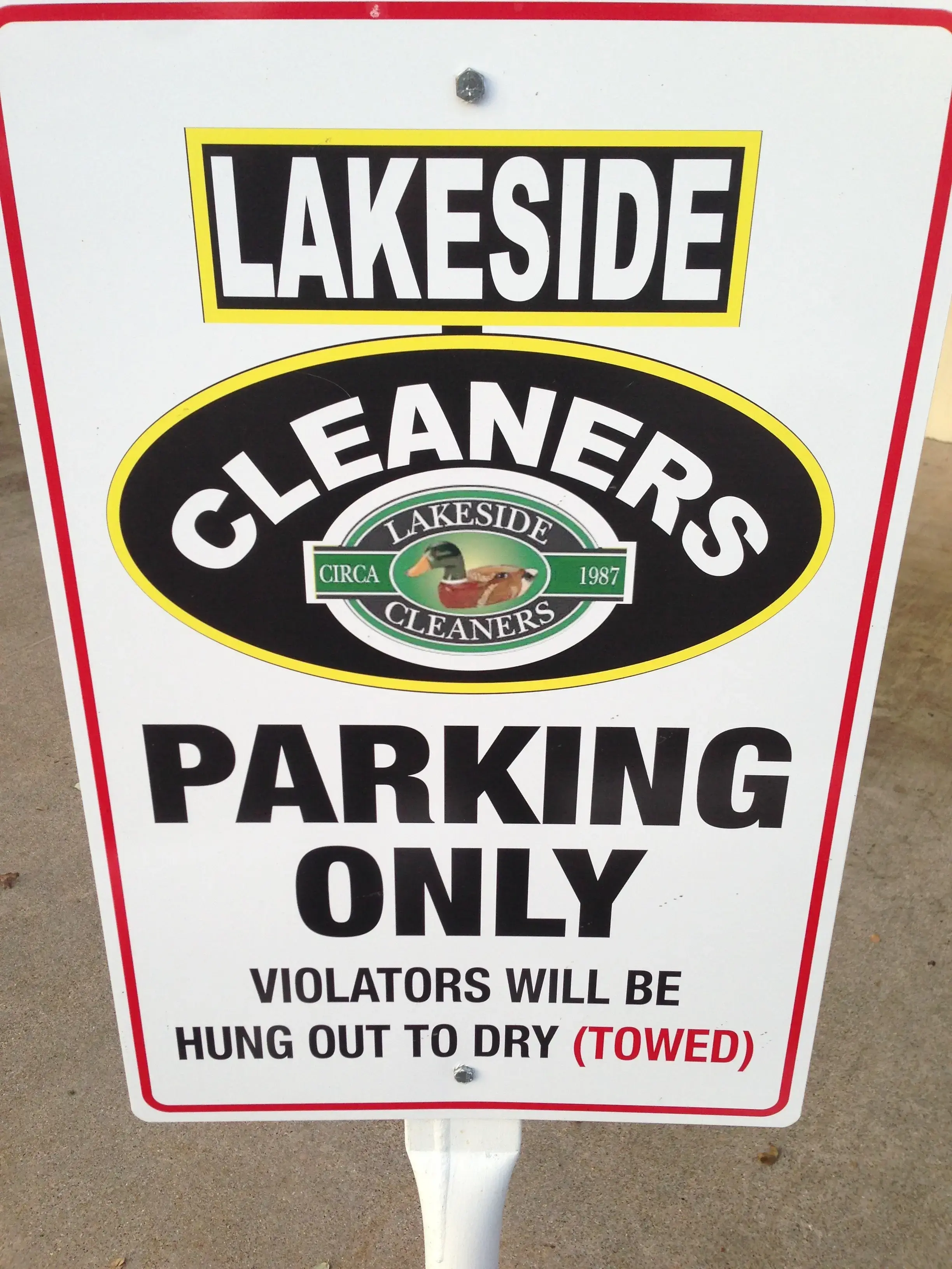 Lakeside Cleaners - Image 10