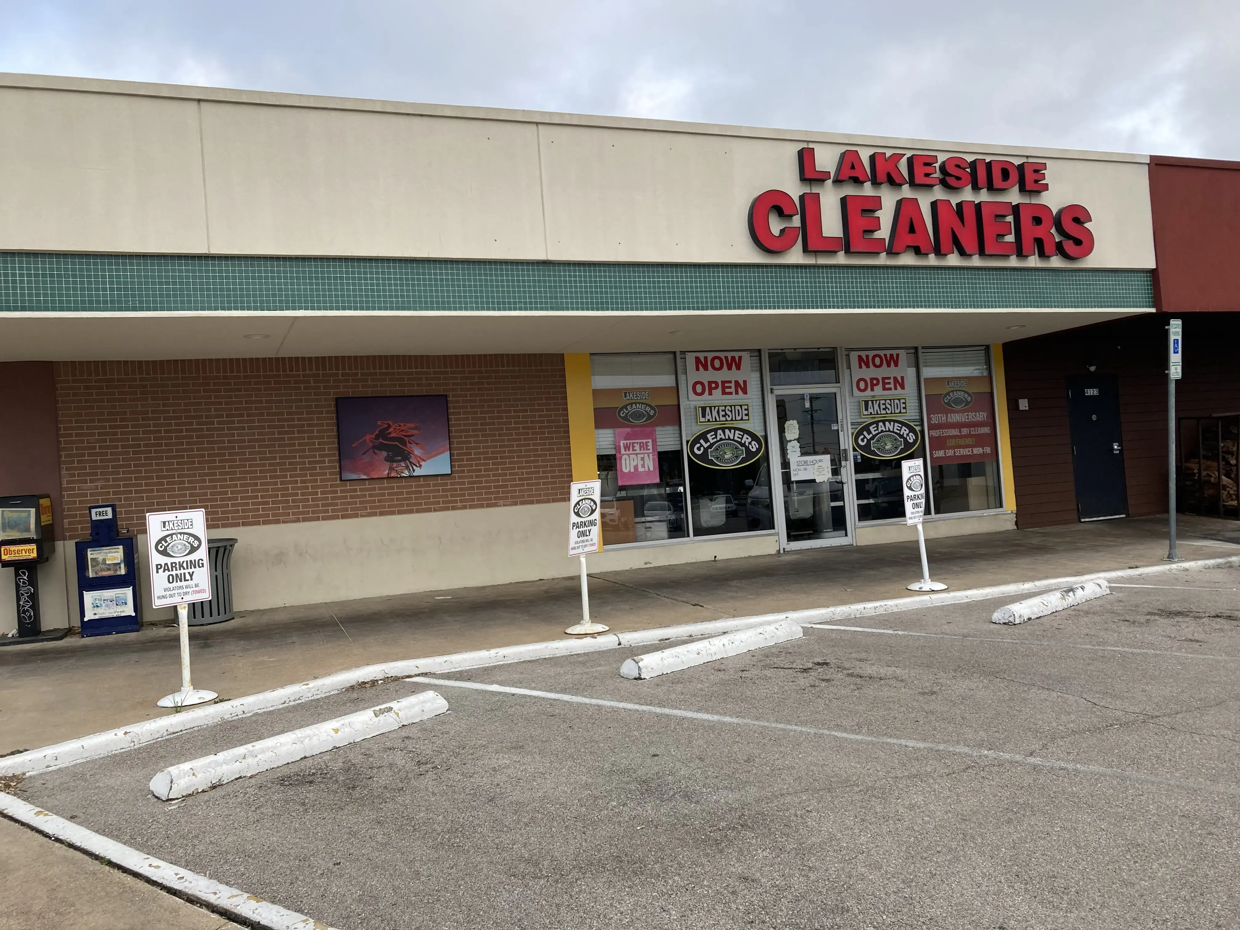 Lakeside Cleaners thumbnail 15