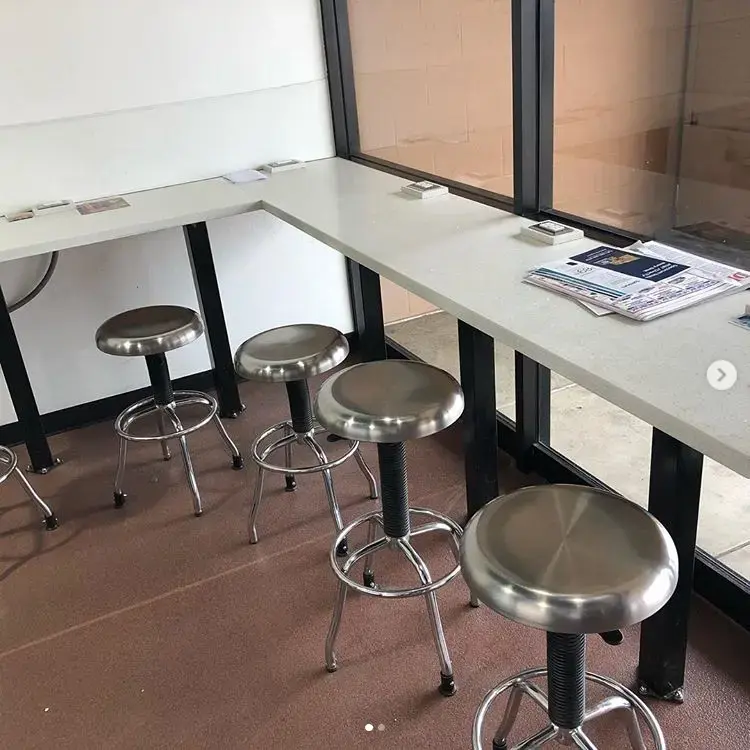 Lakeside Express Laundry Center And Wash And Fold thumbnail 7