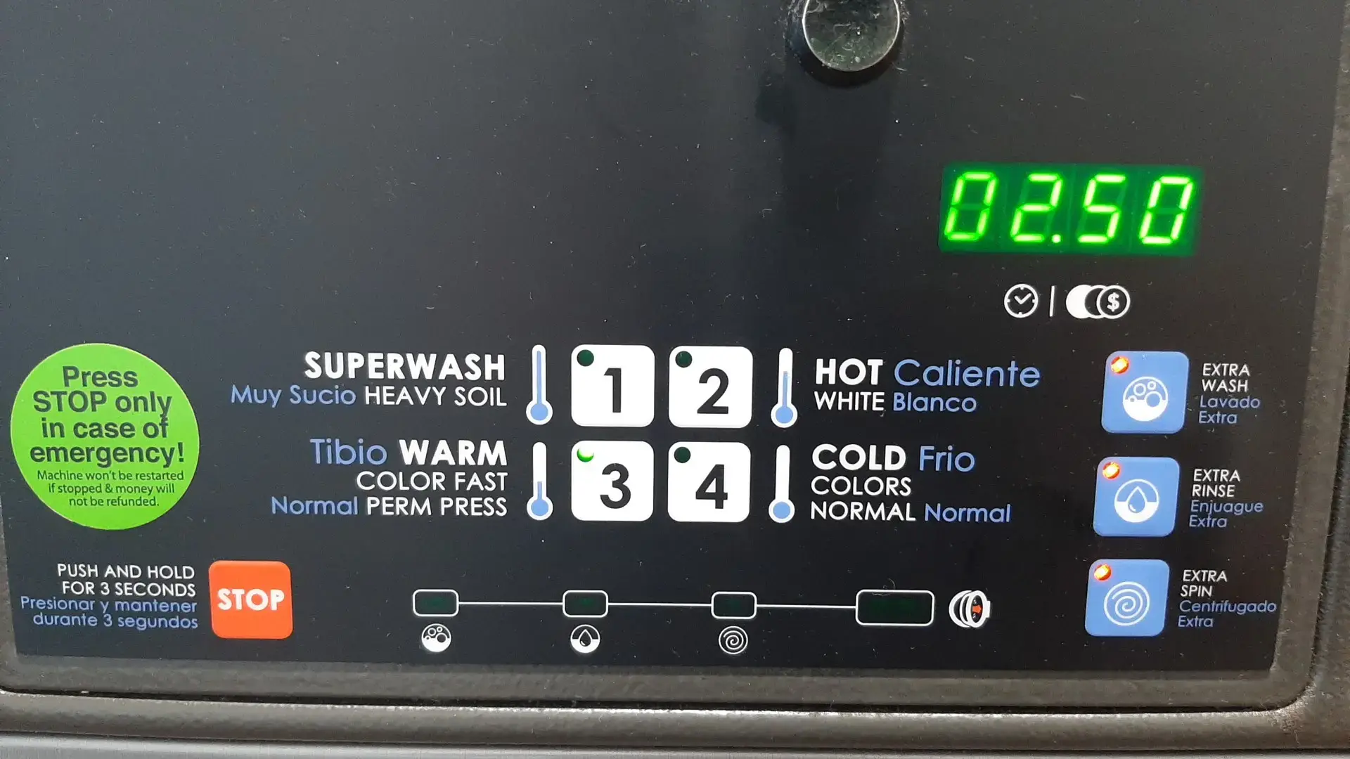 Lakeside Express Laundry Center And Wash And Fold - Image 17