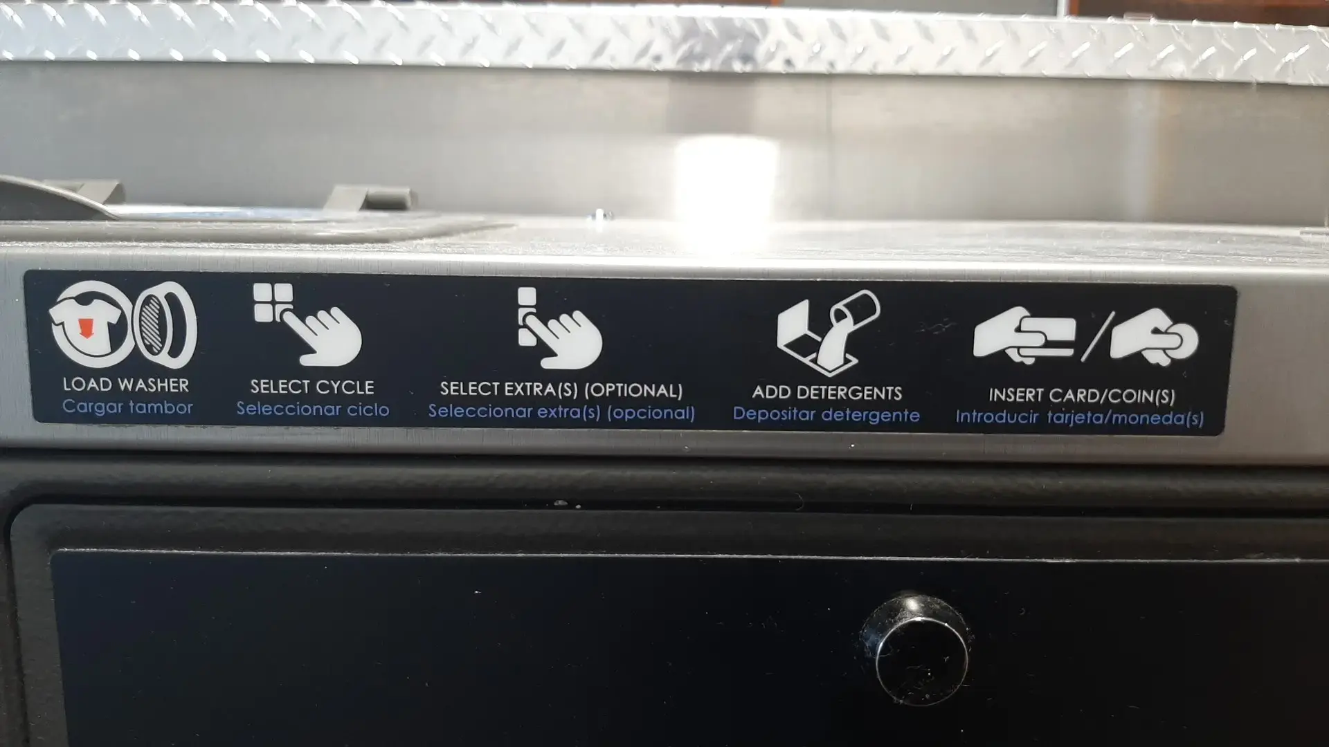 Lakeside Express Laundry Center And Wash And Fold thumbnail 13