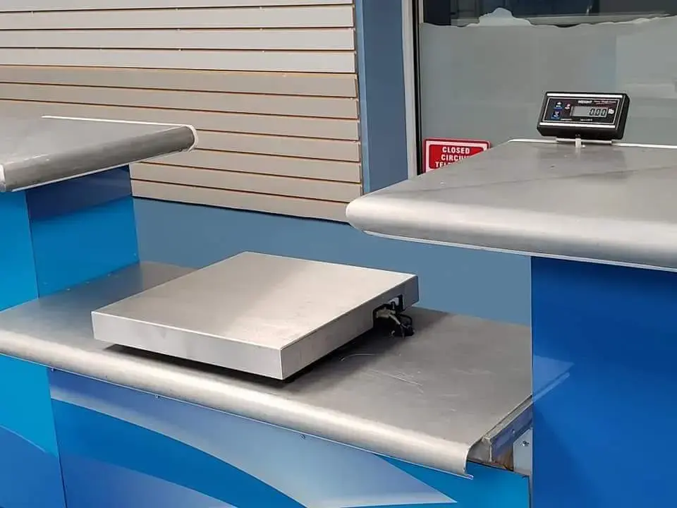 Lakeside Laundromat - Image 5