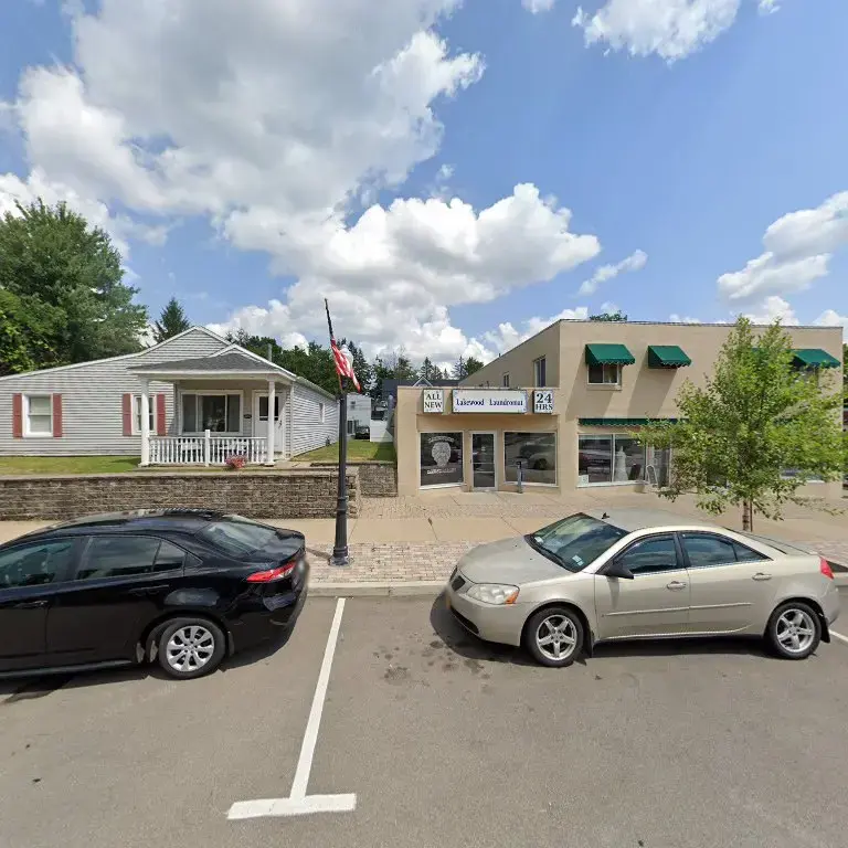 Lakewood Laundromat - Image 16