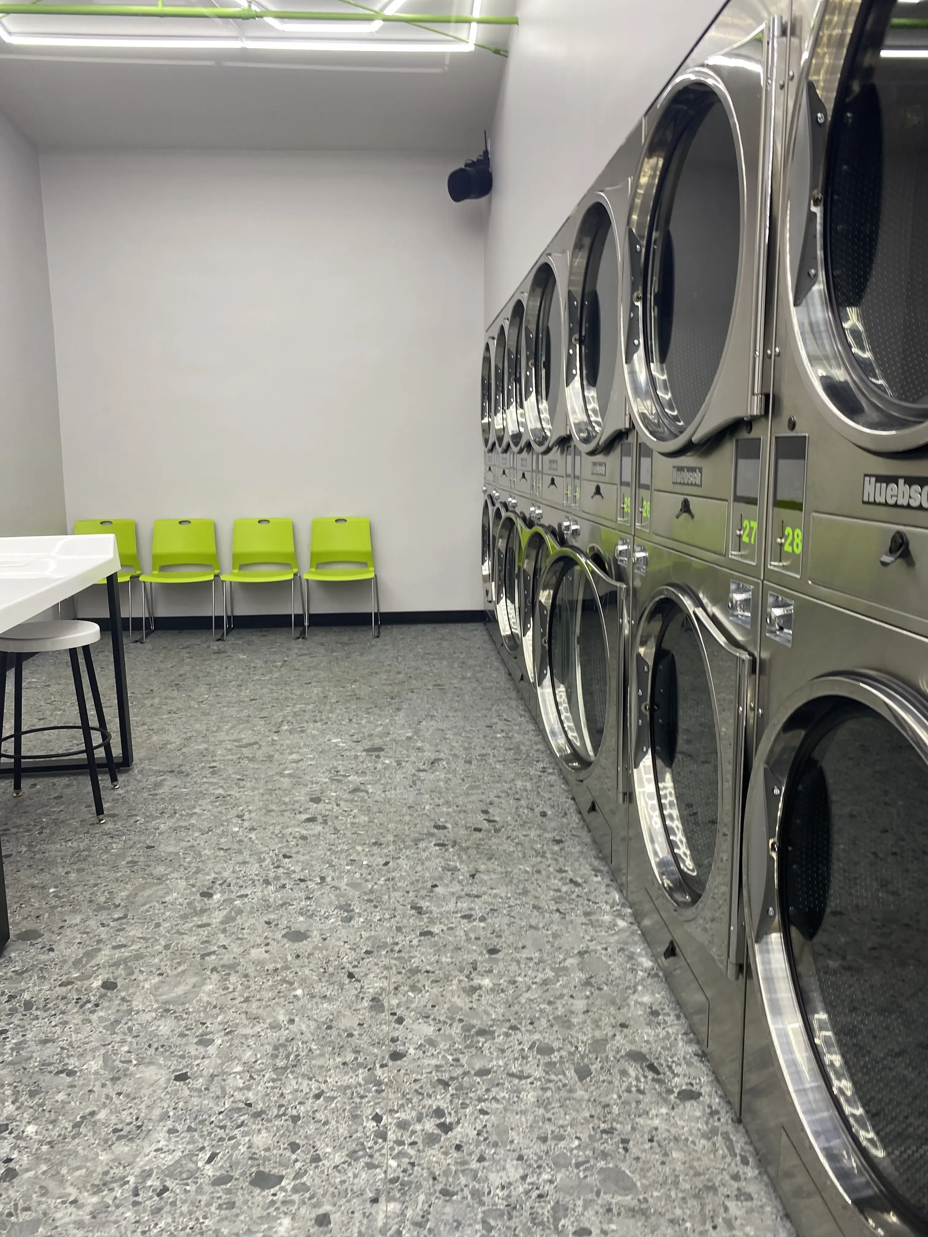 Lane and Cole’s Laundromat - Image 6