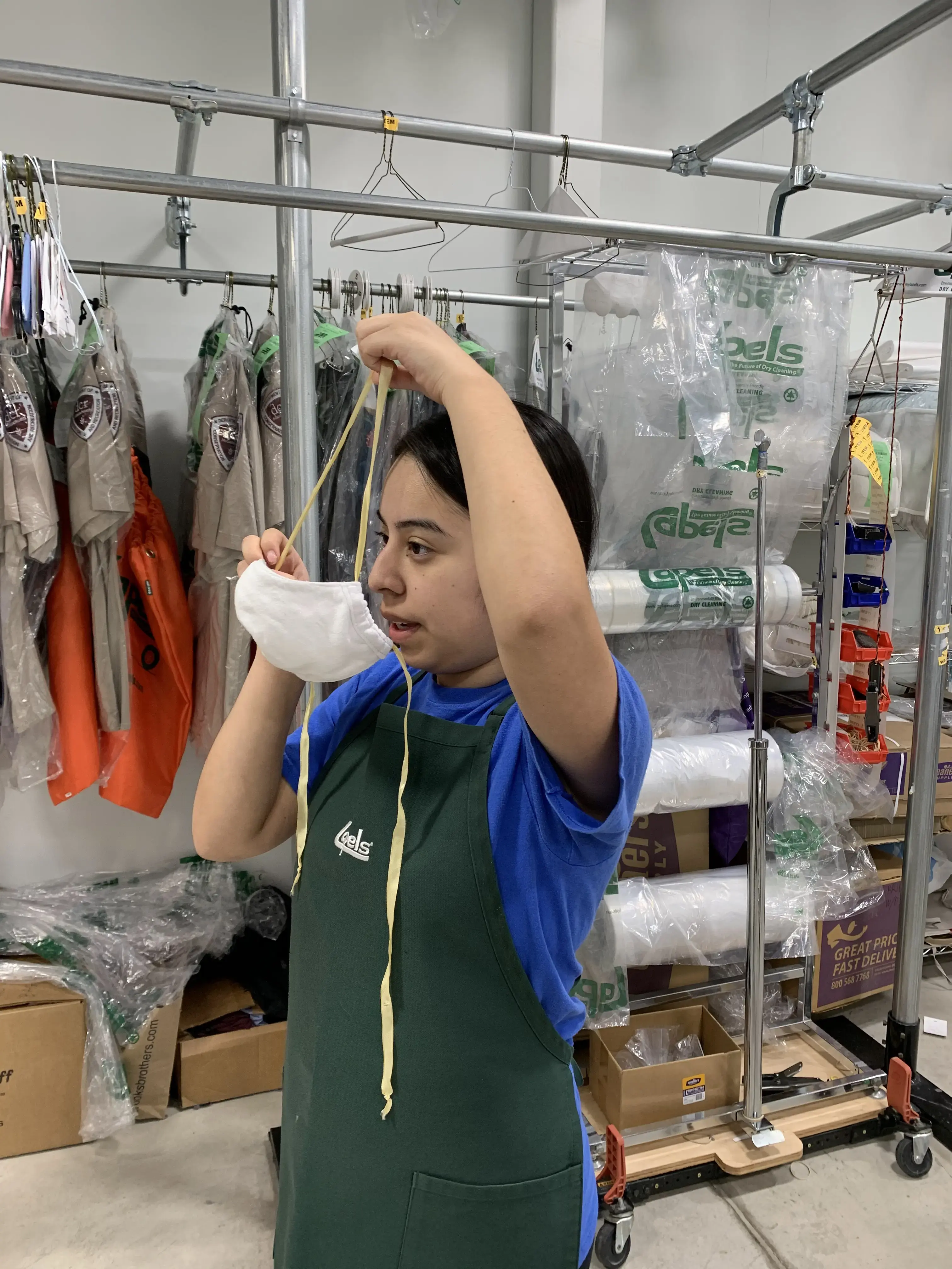 Lan's Lapels Cleaners - North Andover thumbnail 10