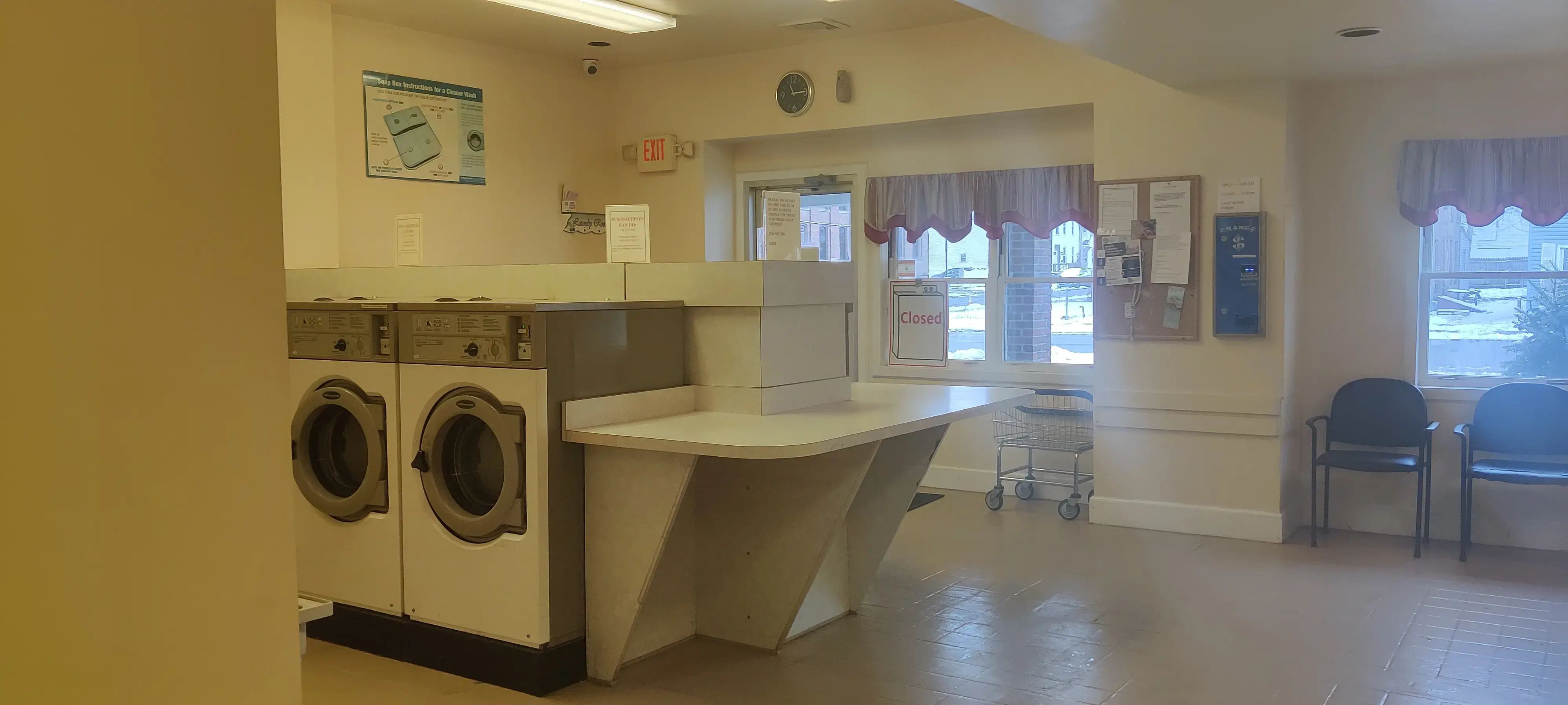 Lansing Laundry location