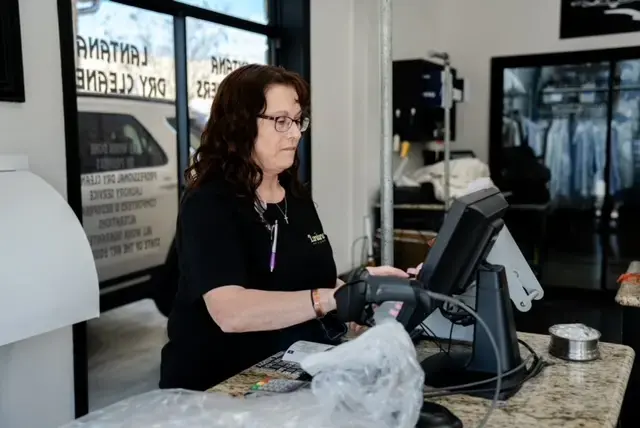 Lantana Dry Cleaners - Image 2