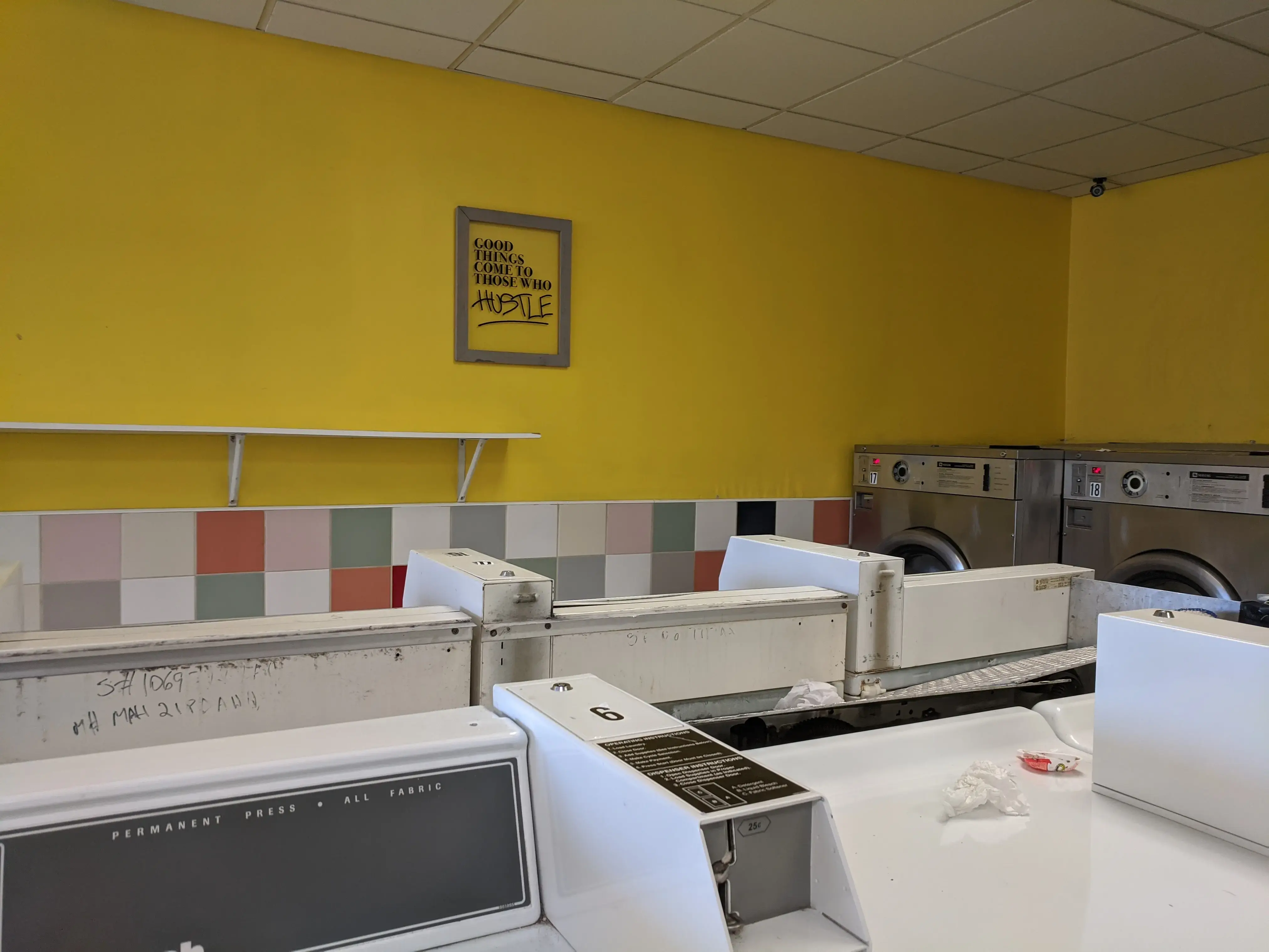 Lanza Laundromat location