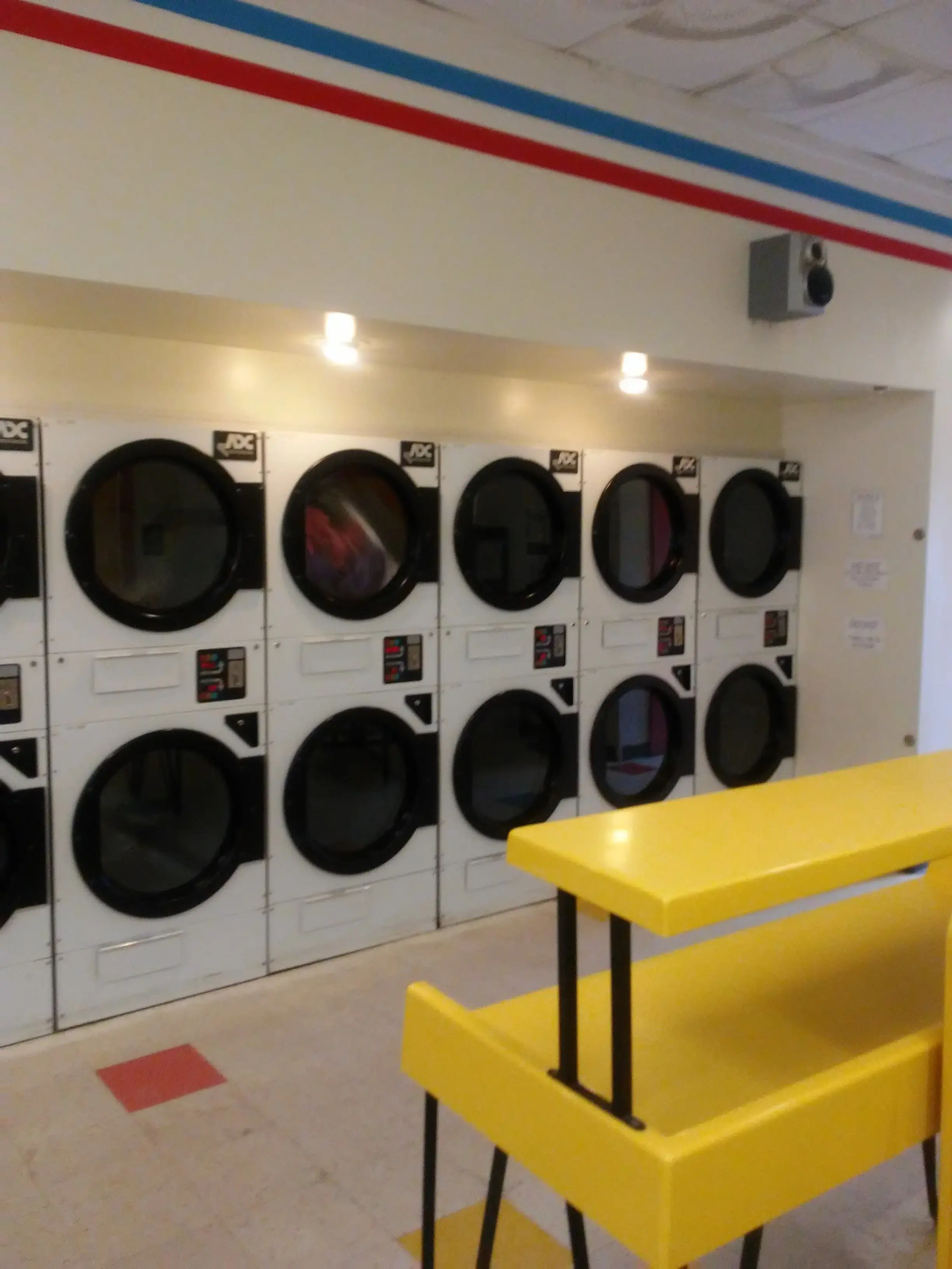 Lapeer Laundry thumbnail 5