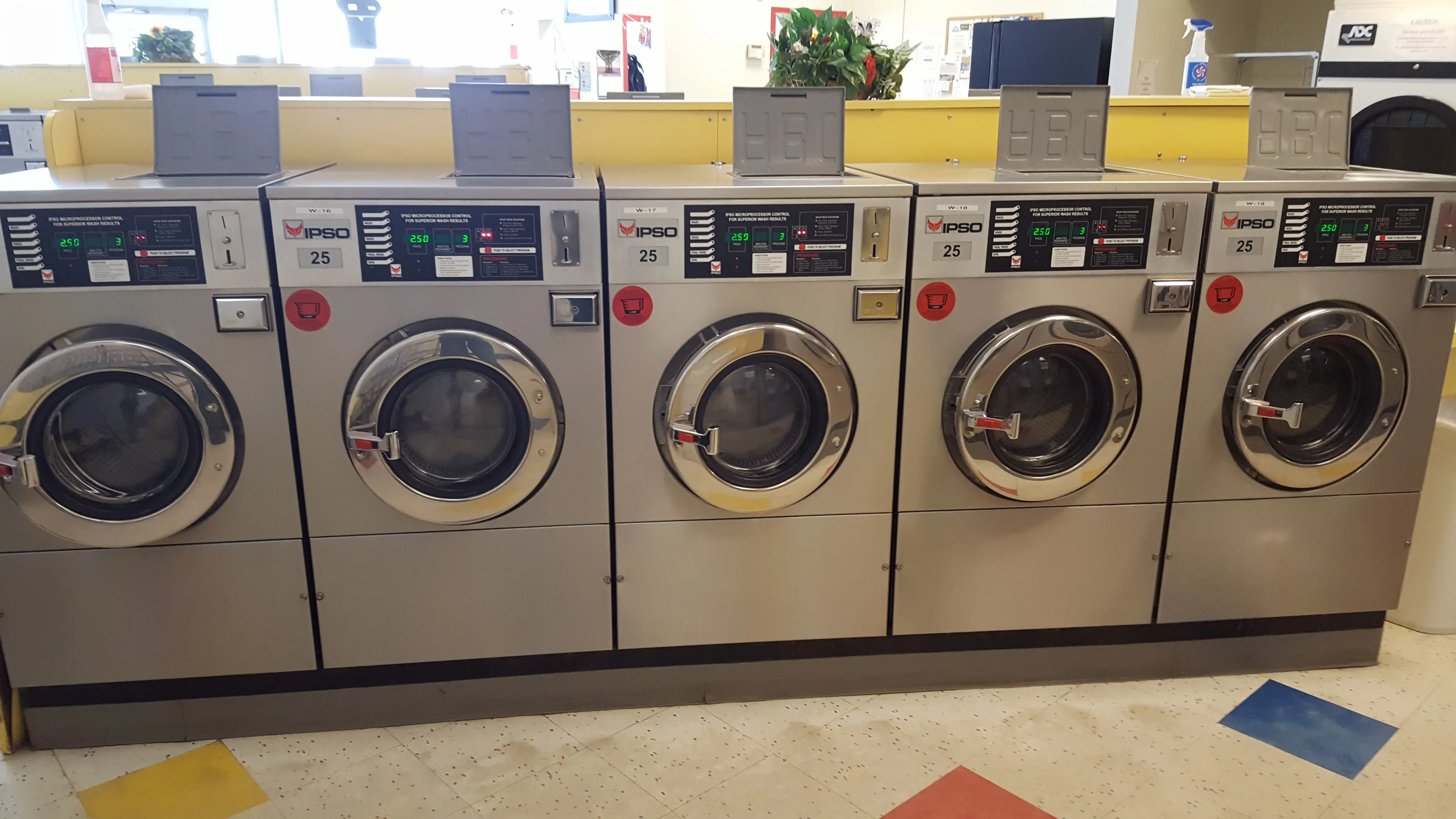 Lapeer Laundry - Image 16