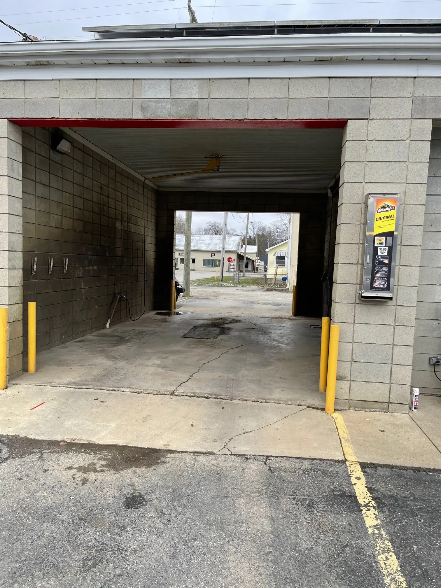 Lapel Laundry, Car Wash, and Dog Spa - Image 3