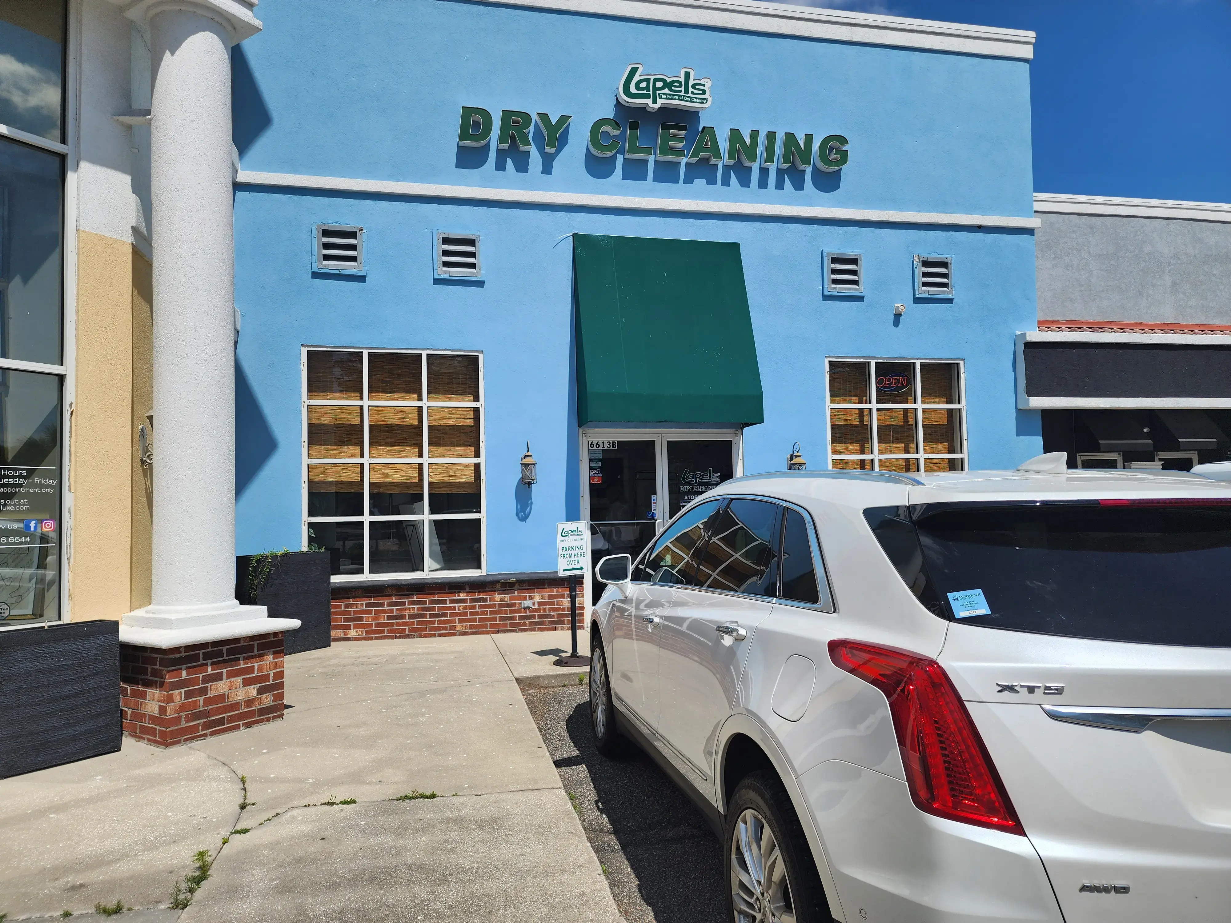 Lapels Cleaners location