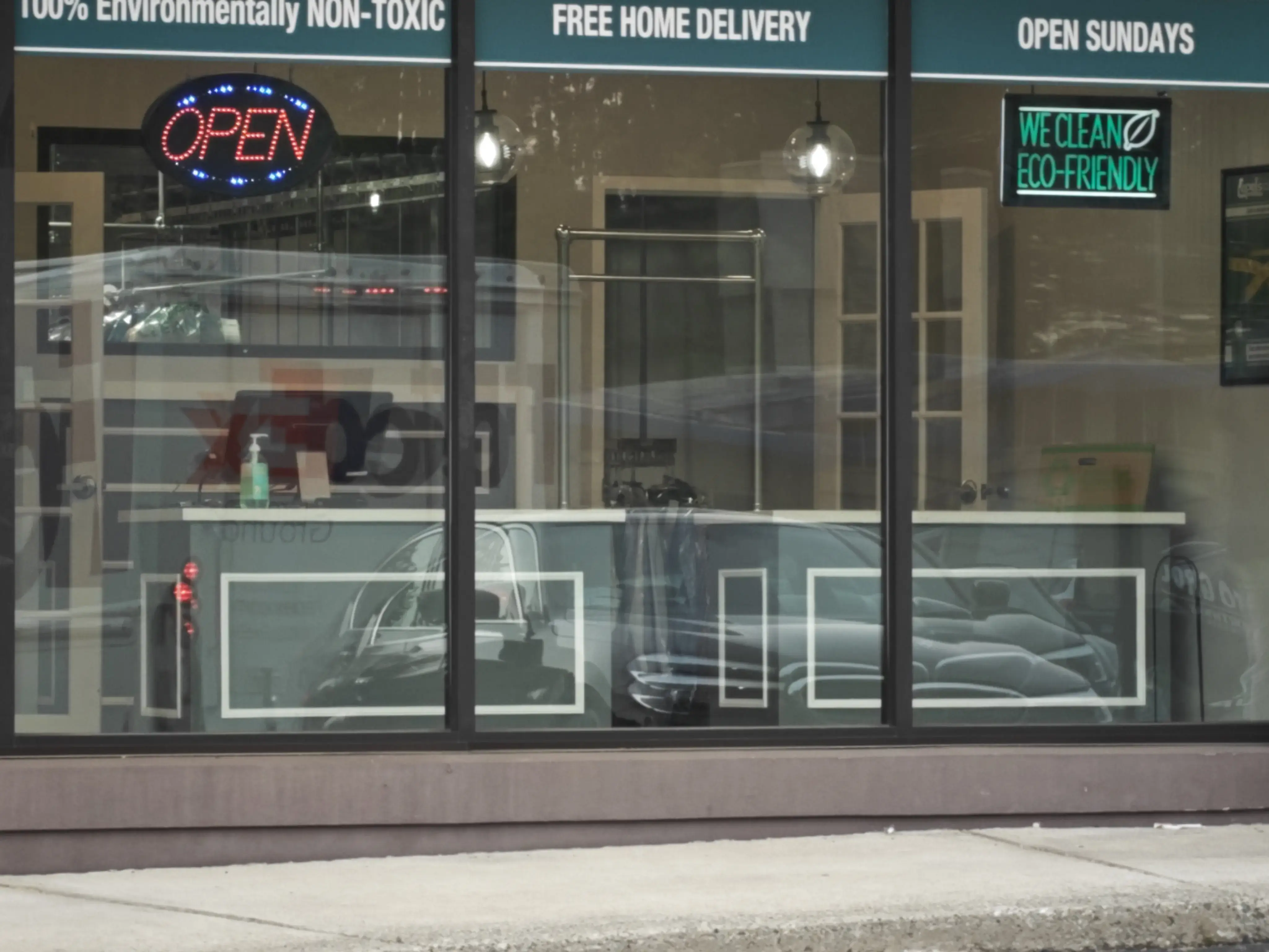 Lapels Dry Cleaning location