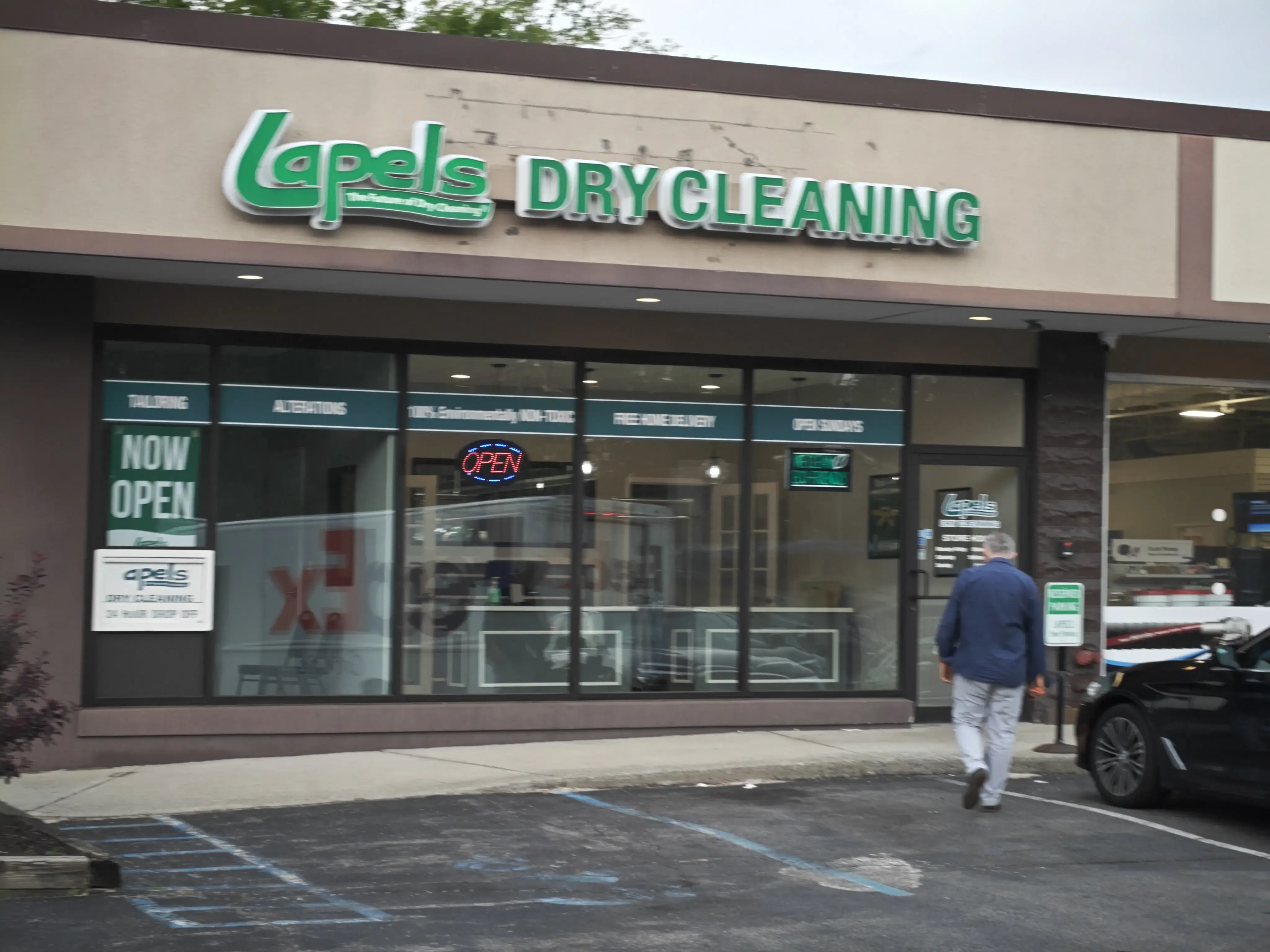 Lapels Dry Cleaning - Image 2