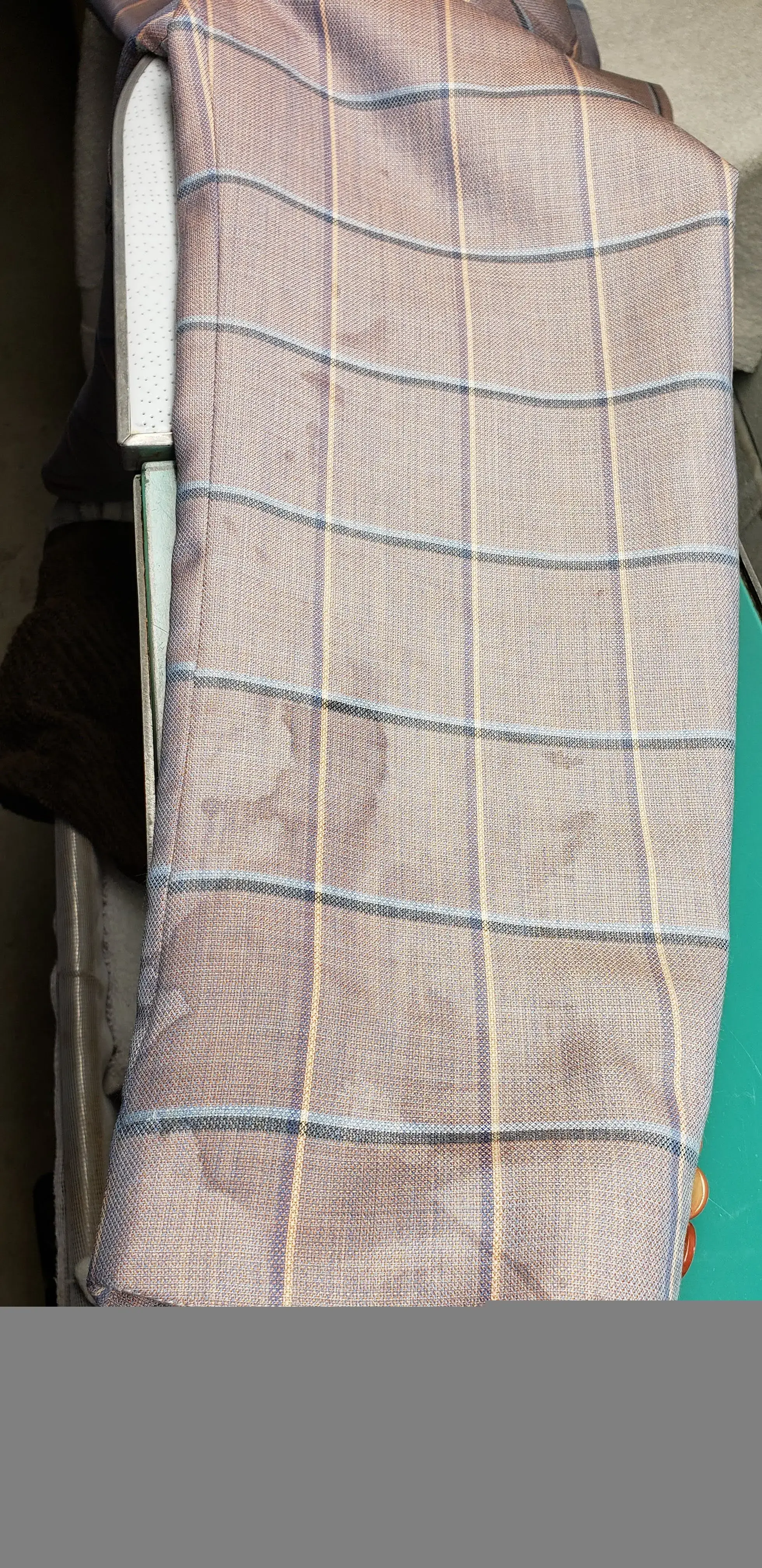 Larry's Dry Cleaning By Louis, Inc. - Image 16