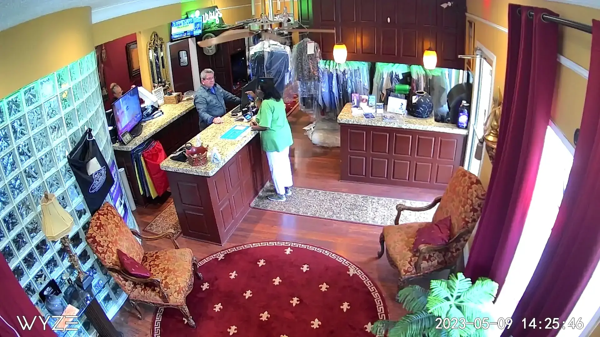 Larry's Dry Cleaning By Louis, Inc. - Image 6