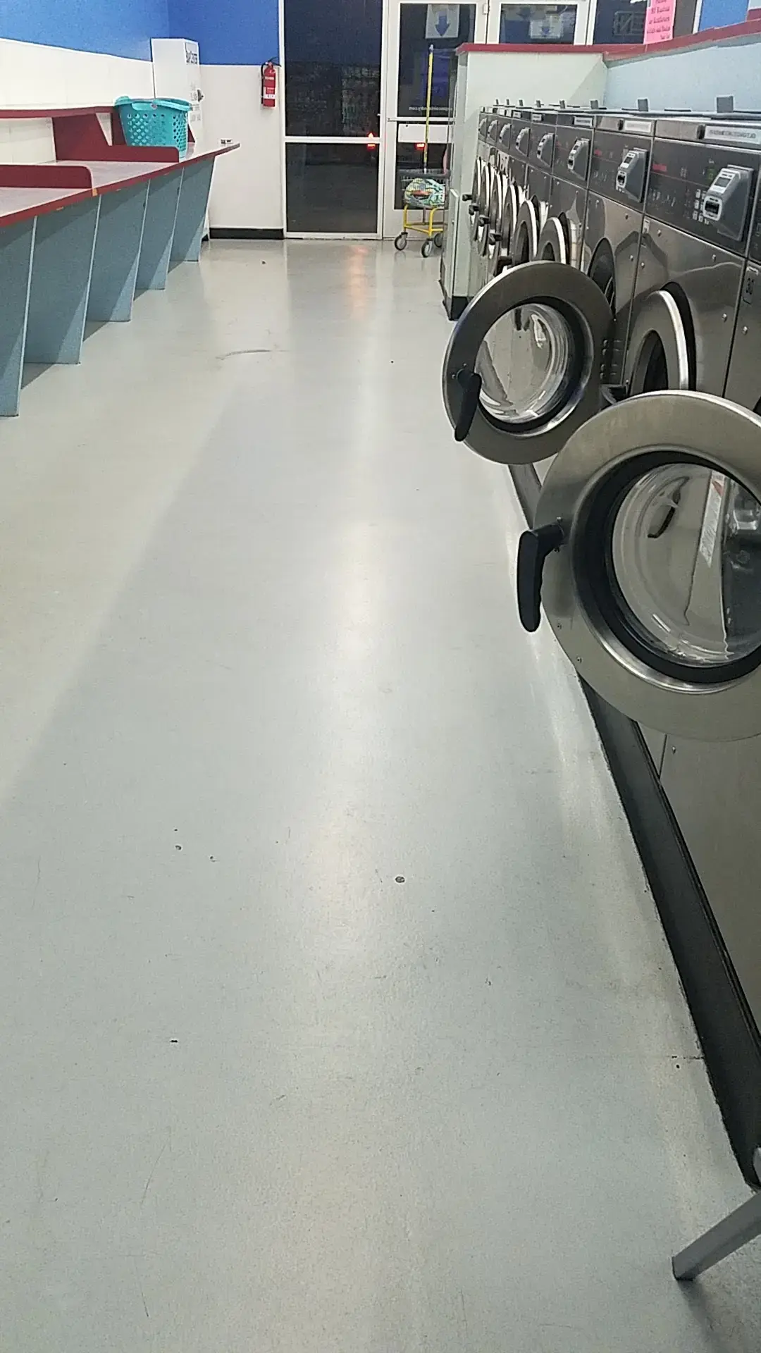 Las Vegas Coin Laundry #1 thumbnail 8