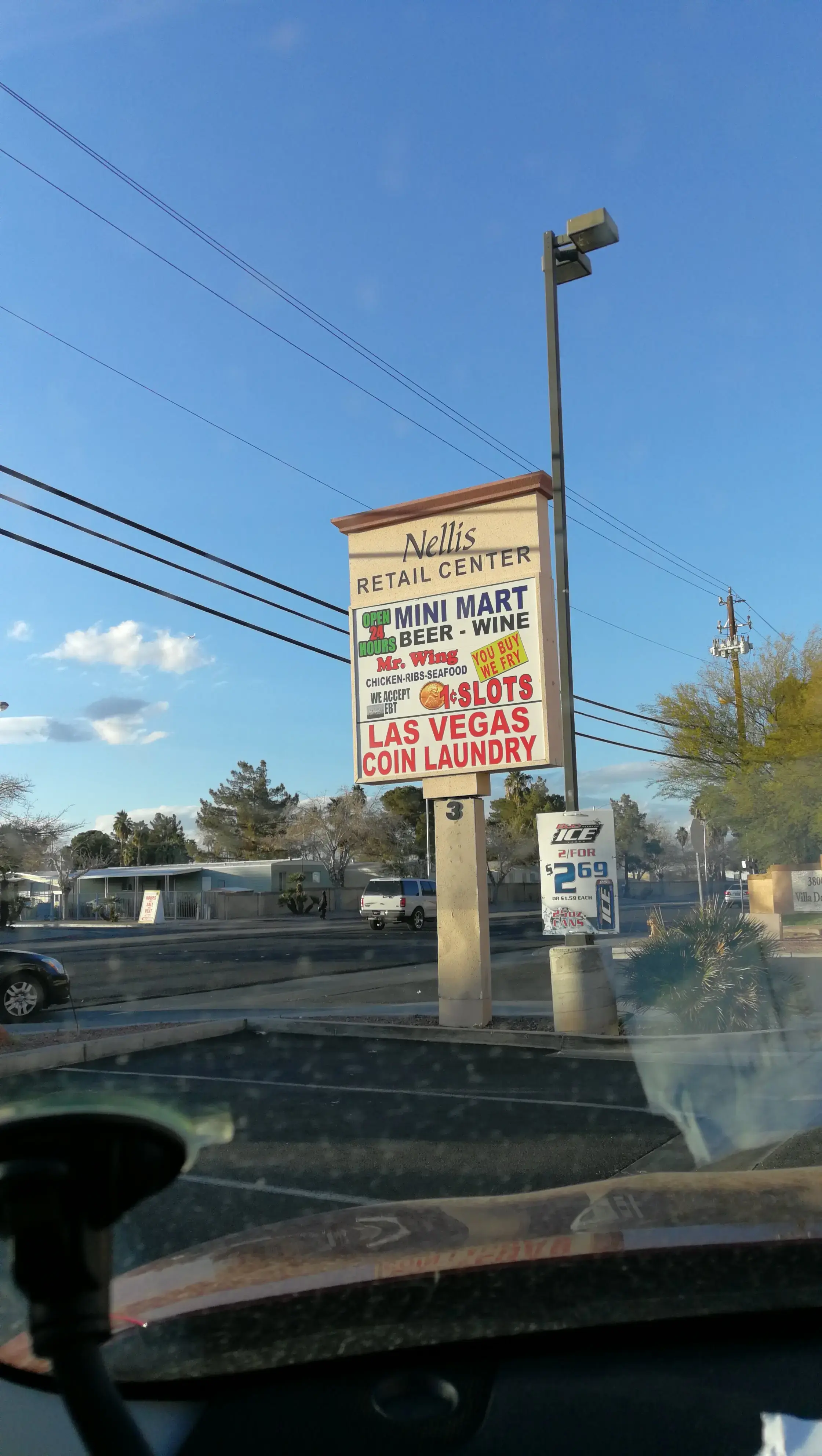 Las Vegas Coin Laundry #1 - Image 15