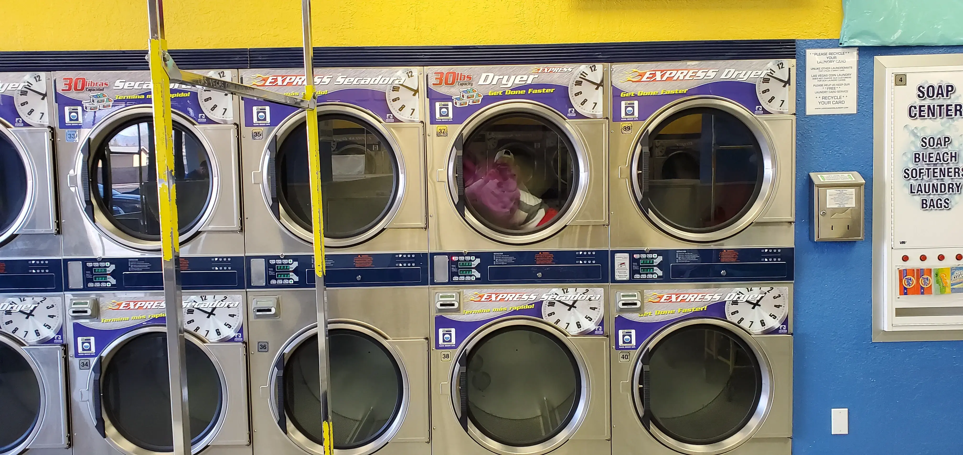 Las Vegas Coin Laundry #2 thumbnail 15