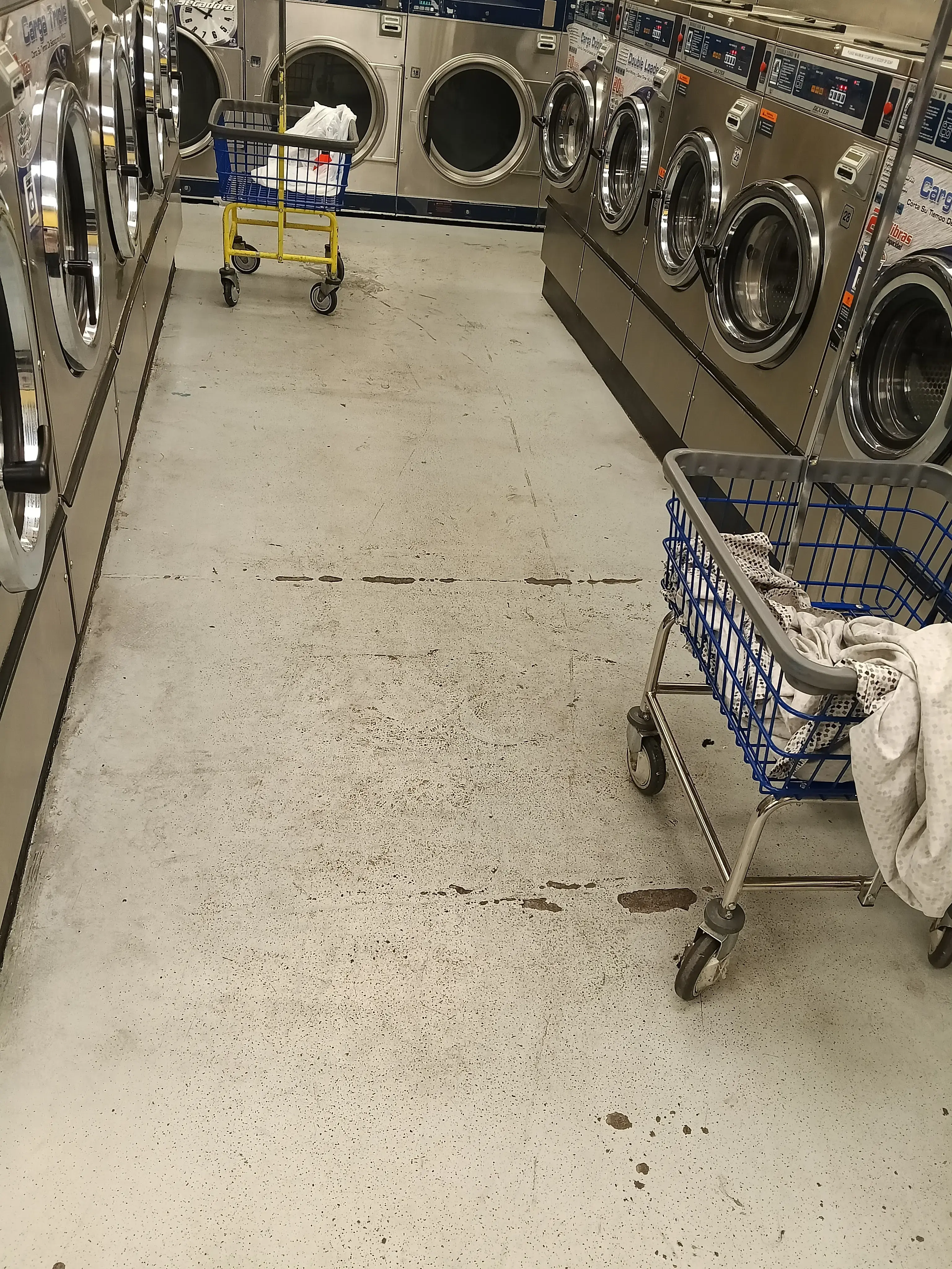 Las Vegas Coin Laundry #2 thumbnail 5