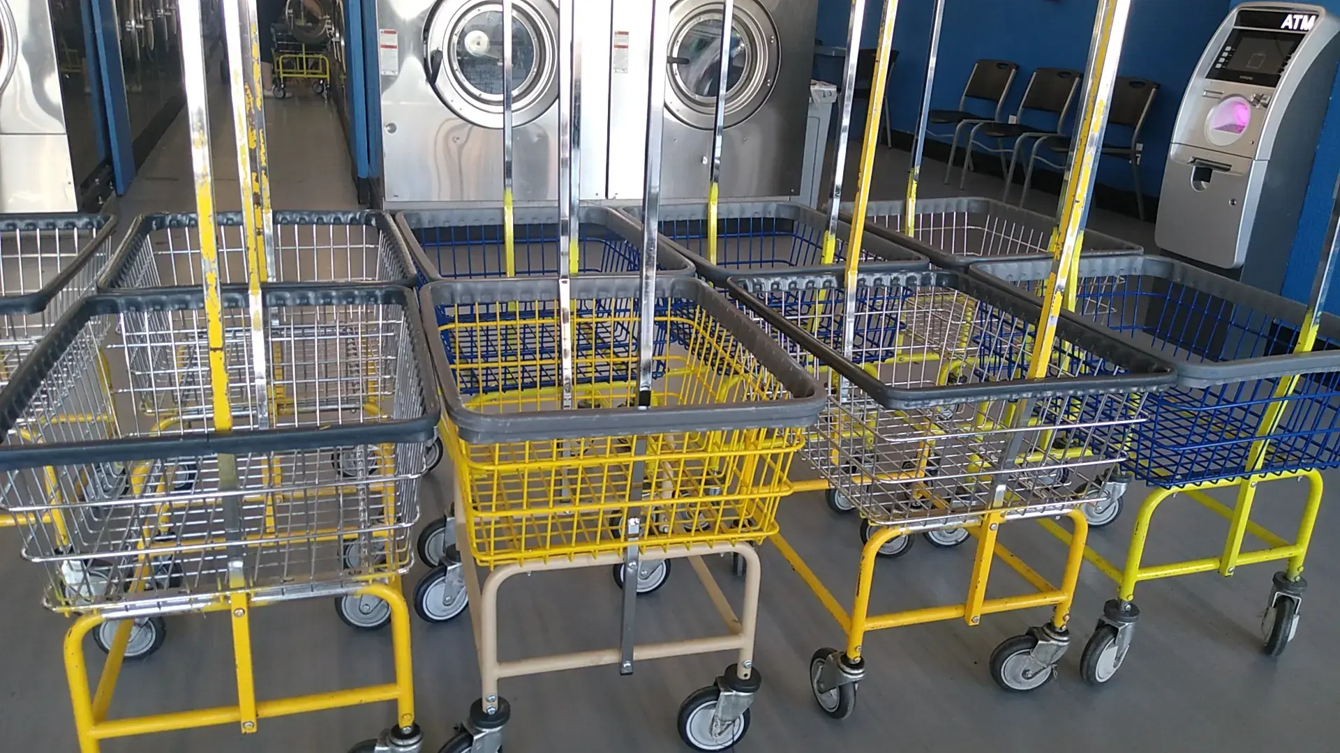 Las Vegas Coin Laundry #4 - Image 10