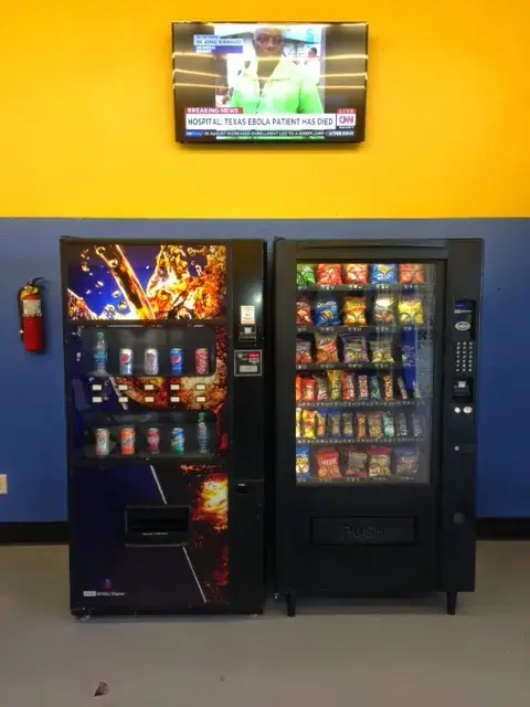 Las Vegas Coin Laundry #4 thumbnail 6