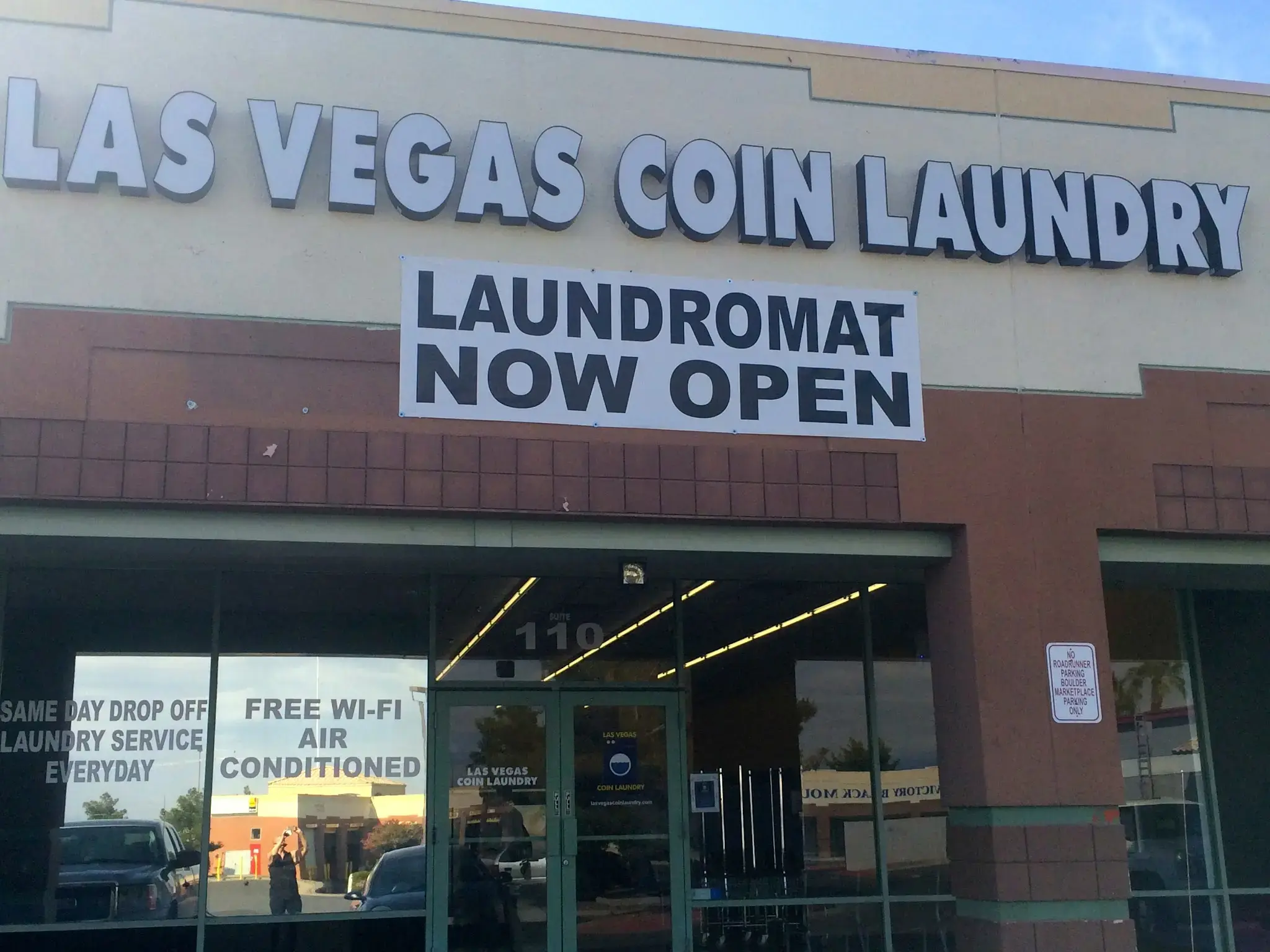 Las Vegas Coin Laundry #4 - Image 1